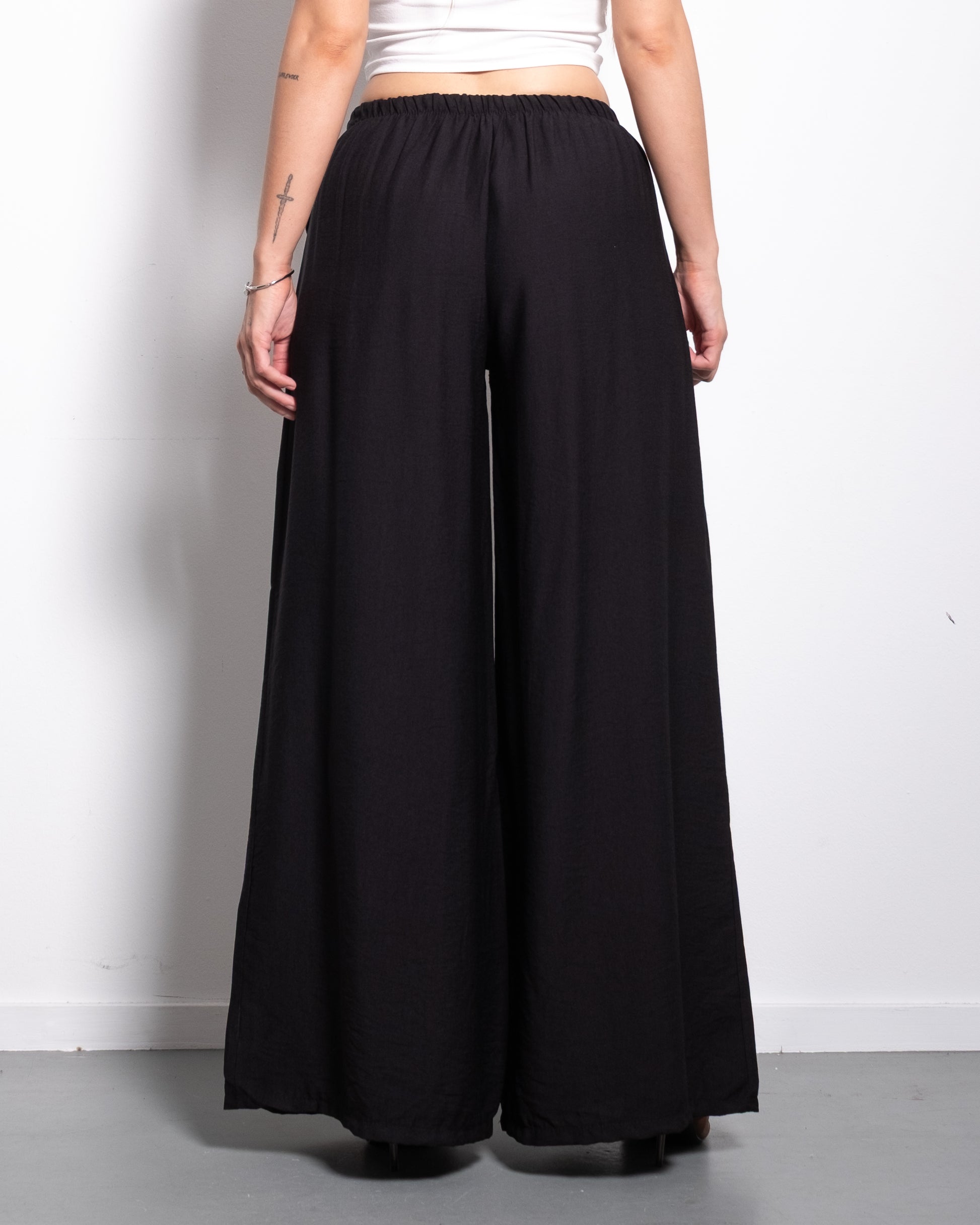 Flowy Drawstring Wide Leg Trousers Black | SEISHIKI STUDIO