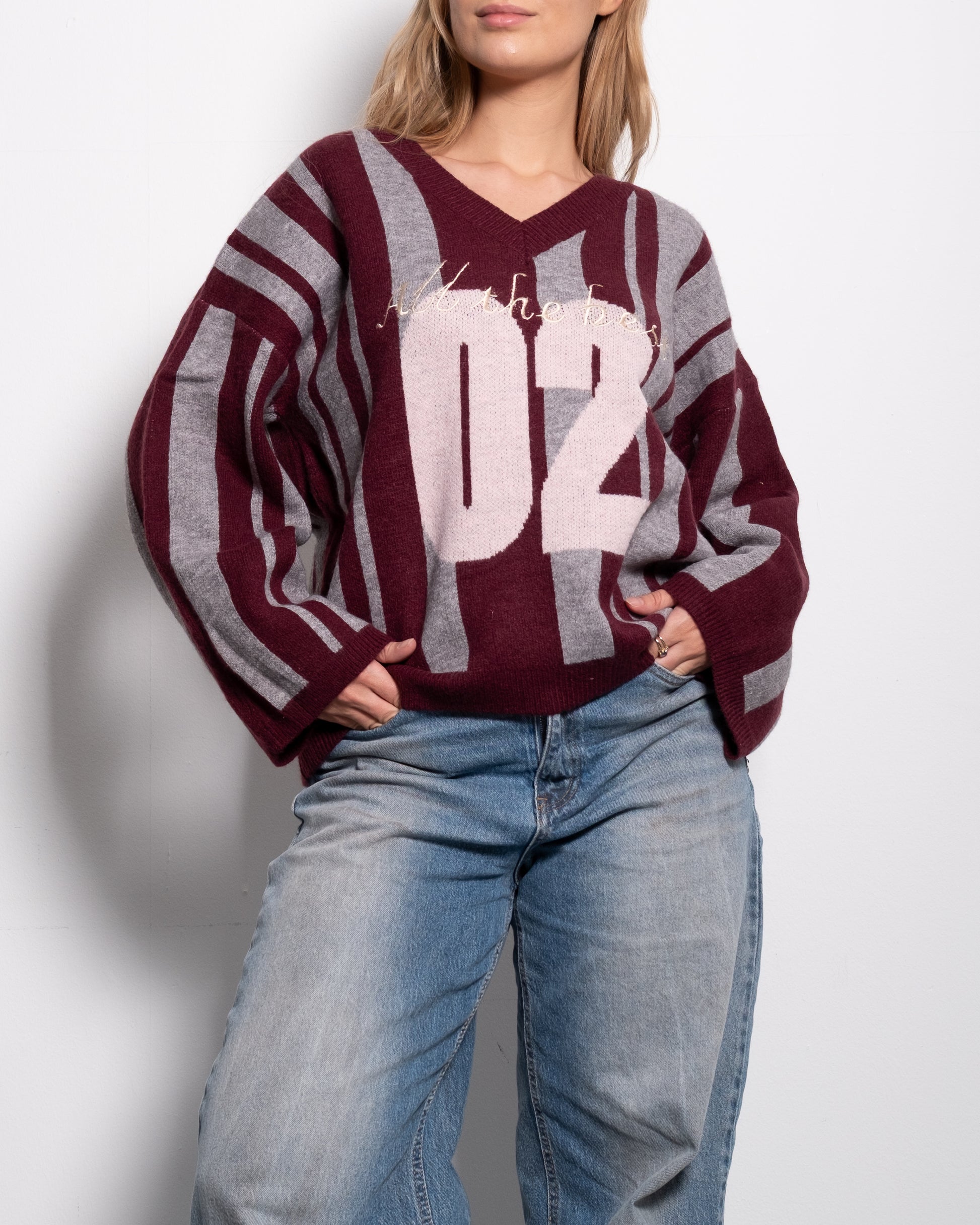 Varsity Stripe V-Neck Sweater Burgundy/Grey | SEISHIKI STUDIO