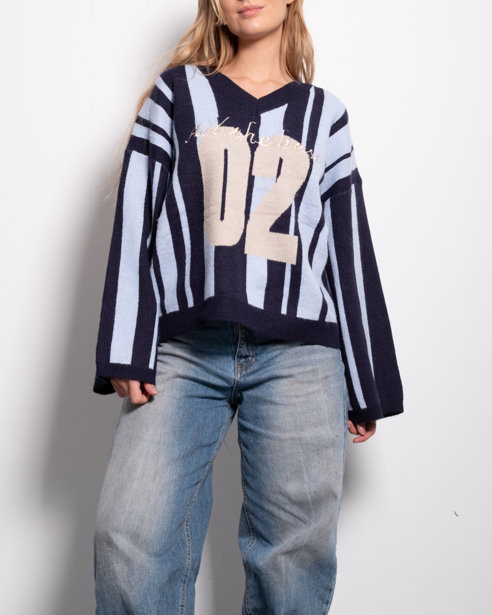 Varsity Stripe V-Neck Sweater Blue | SEISHIKI STUDIO