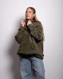 Green Oversized Teddy Quarter Zip Sweater – Fluffy Cozy Pullover | Seishiki Studio