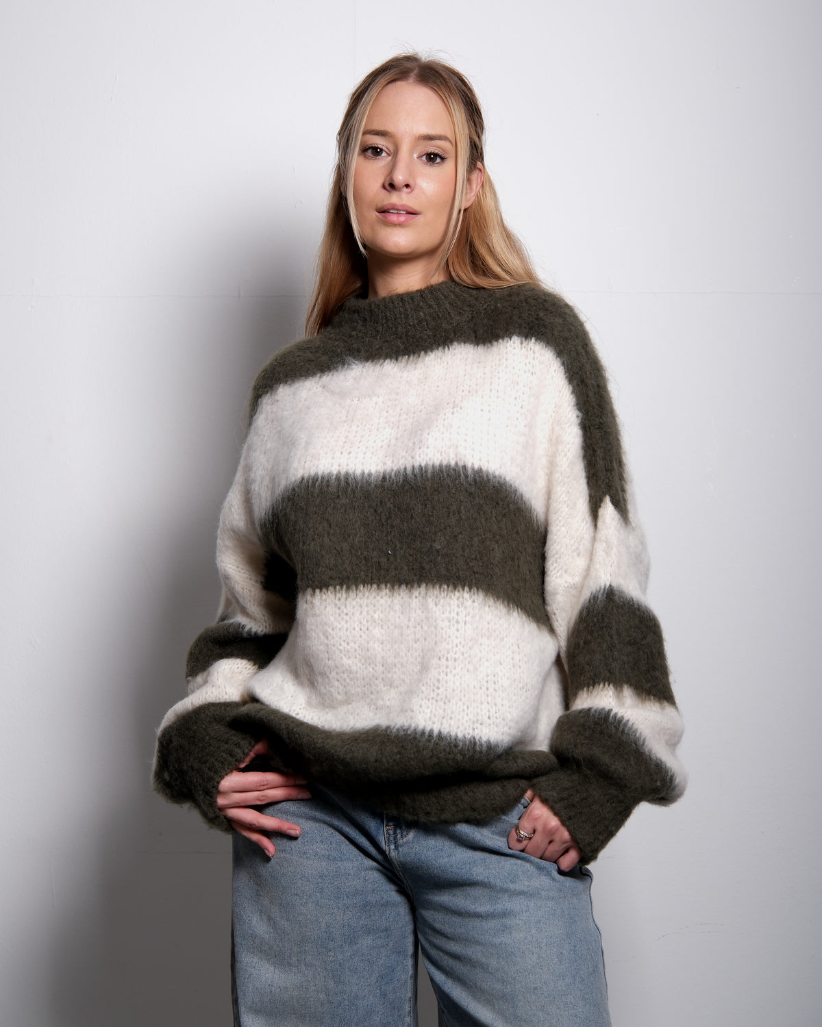 Fluffy Striped Sweater Green and White | SEISHIKI STUDIO