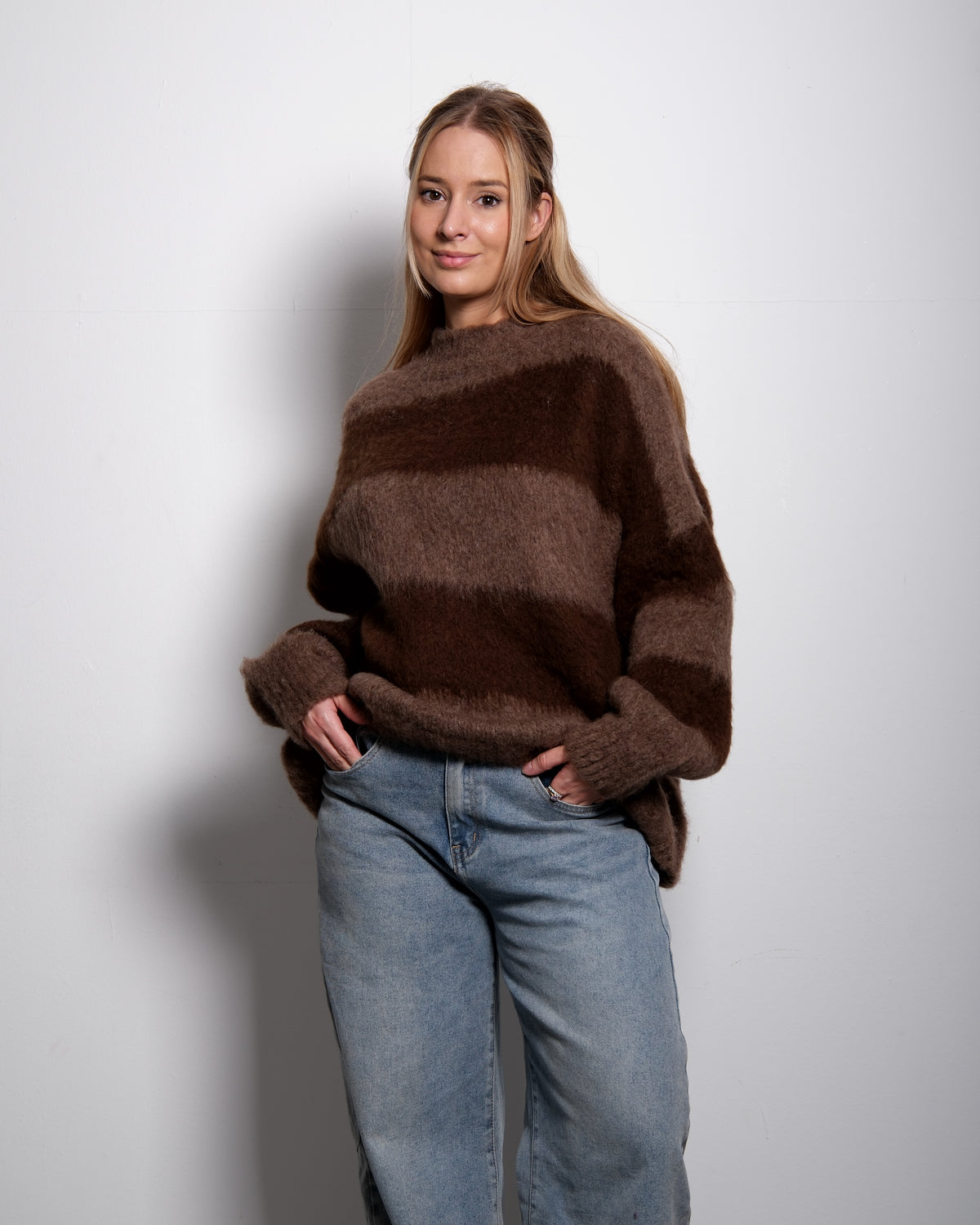 Fluffy Striped Sweater Taupe and Brown | SEISHIKI STUDIO