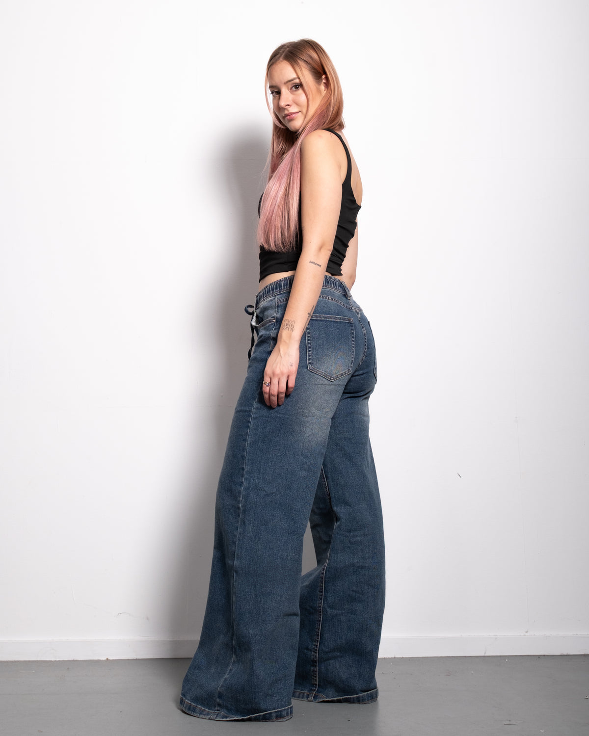 INSEAM 82CM - MEDIUM WASH WIDE LEG JEANS WITH WAIST STRING | SEISHIKI STUDIO