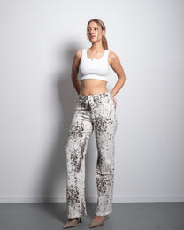 Limited Edition - Stretchy Snow Leopard Jeans, curvy fit, 77 cm inseam – SEISHIKI STUDIO