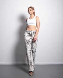Limited Edition - Stretchy Snow Leopard Jeans, curvy fit, 77 cm inseam – SEISHIKI STUDIO