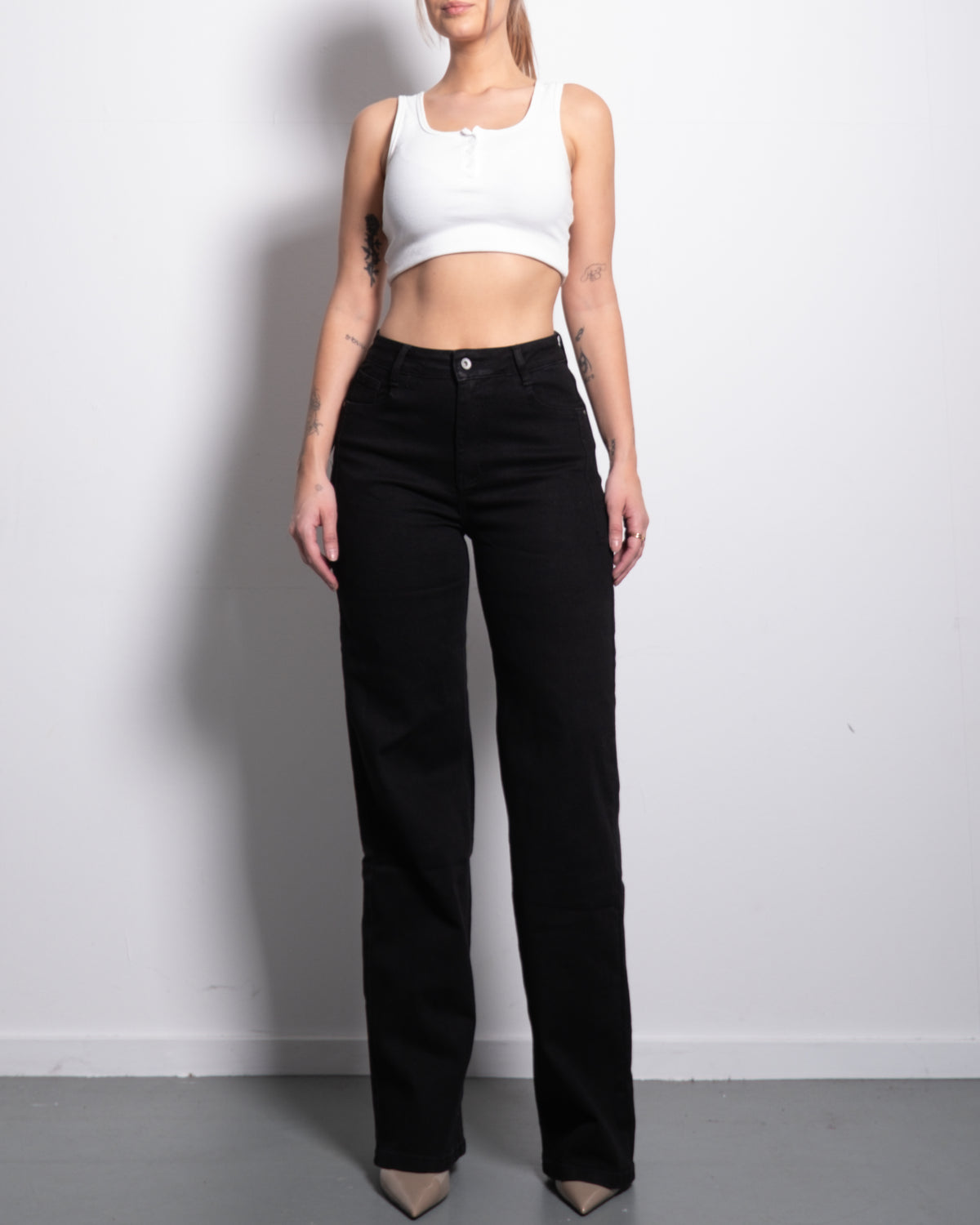 Stretchy Extra Thick Wide Leg Jeans Black, curvy fit, 80 cm inseam – SEISHIKI STUDIO