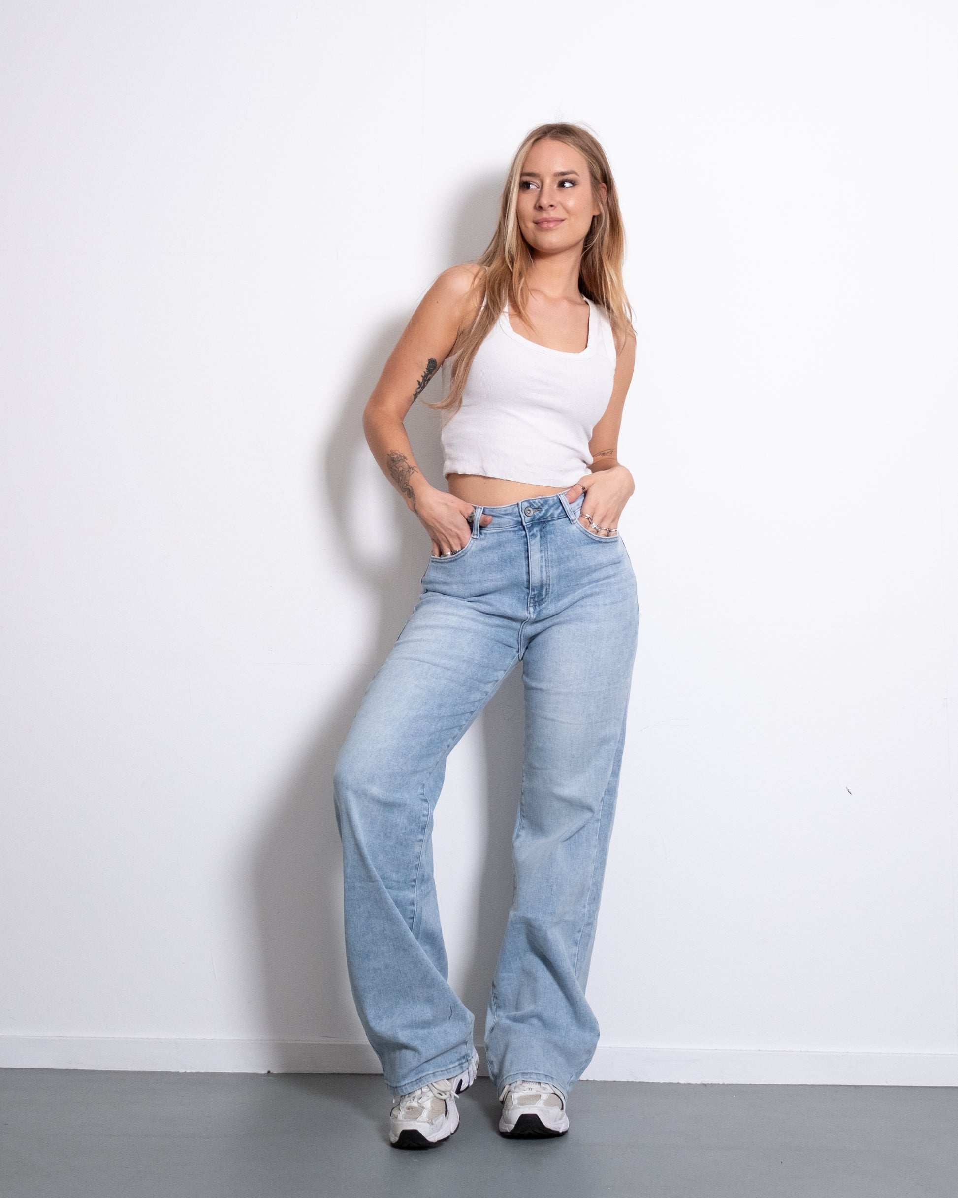 HAIRATO Wide Leg Jeans - IL 83CM