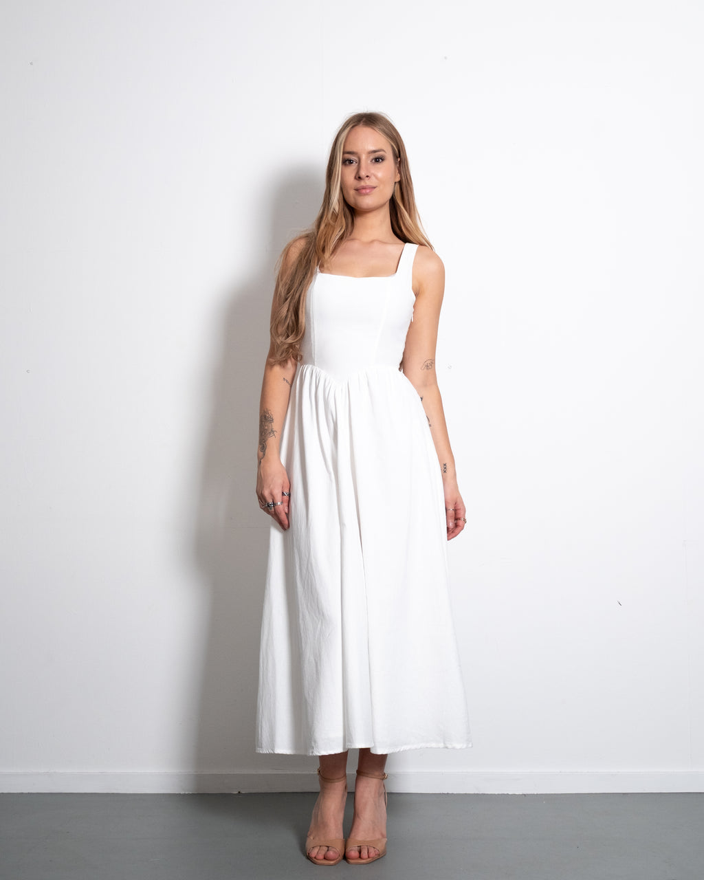 HIRUNE Dress WHITE