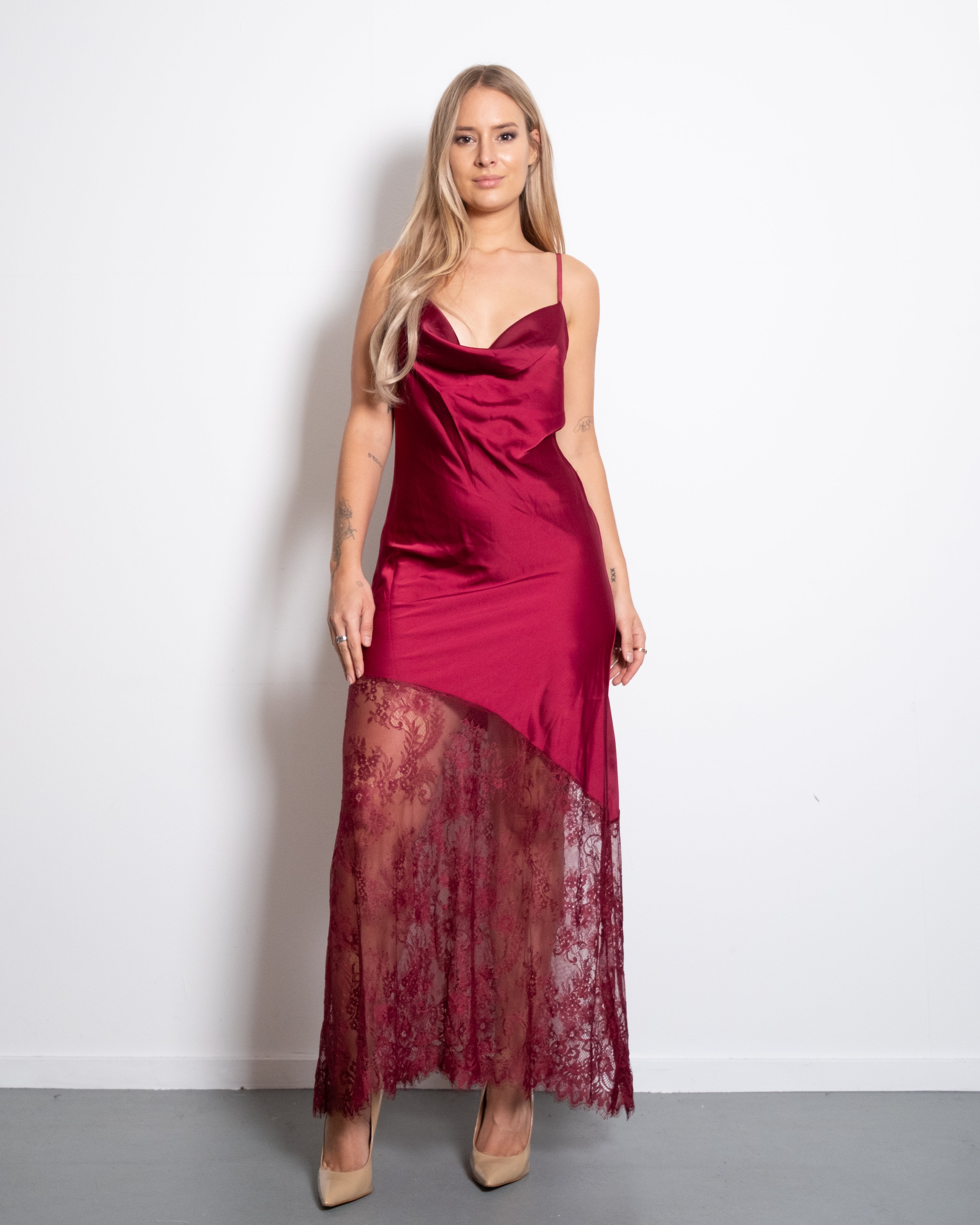 ASYMMETRIC DRAPED LACE DRESS RED