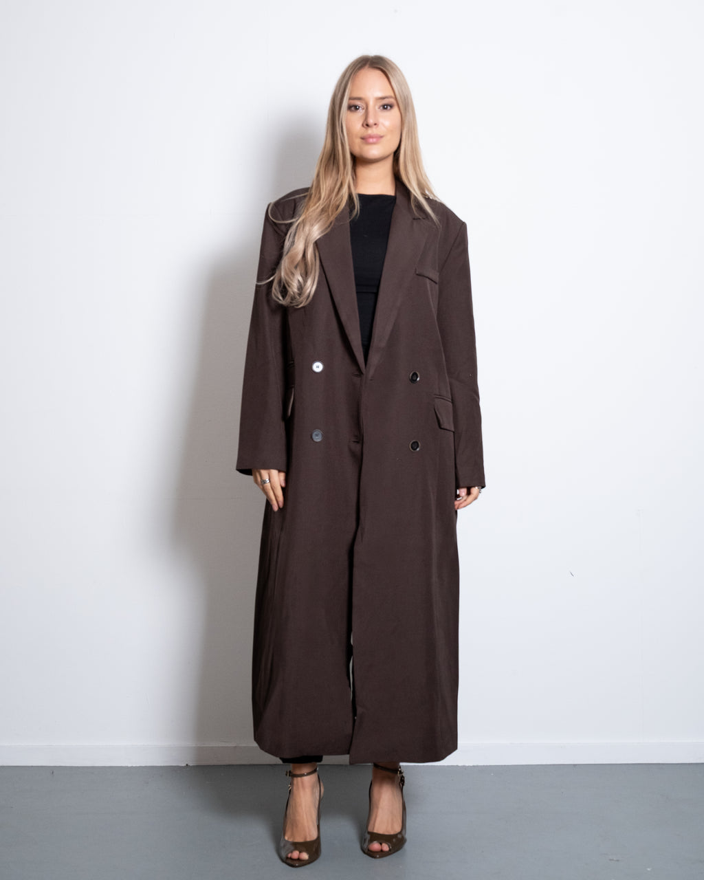 LONG DARK BROWN COAT | SEISHIKI STUDIO