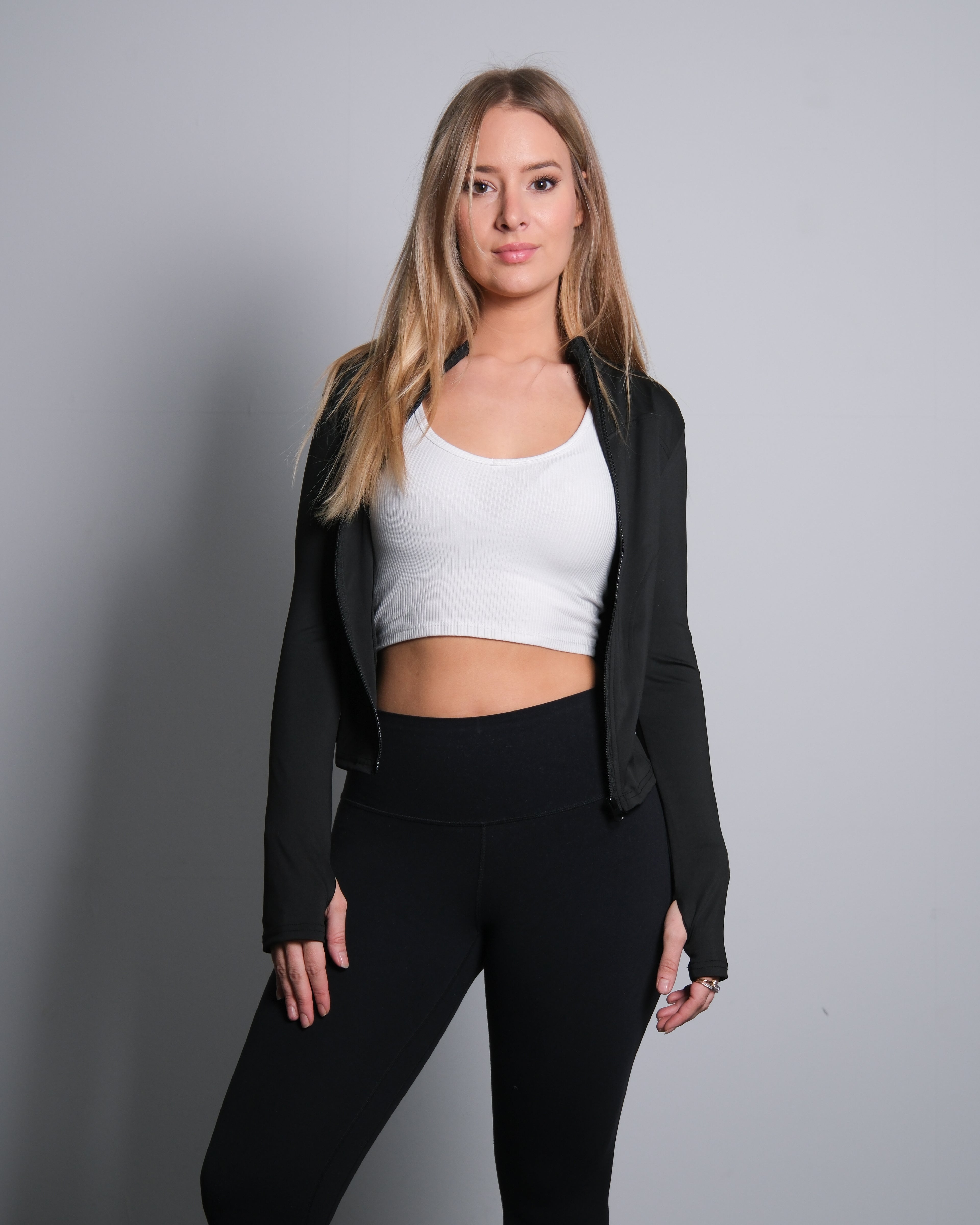 HEART SHAPED WORKOUT JACKET BLACK