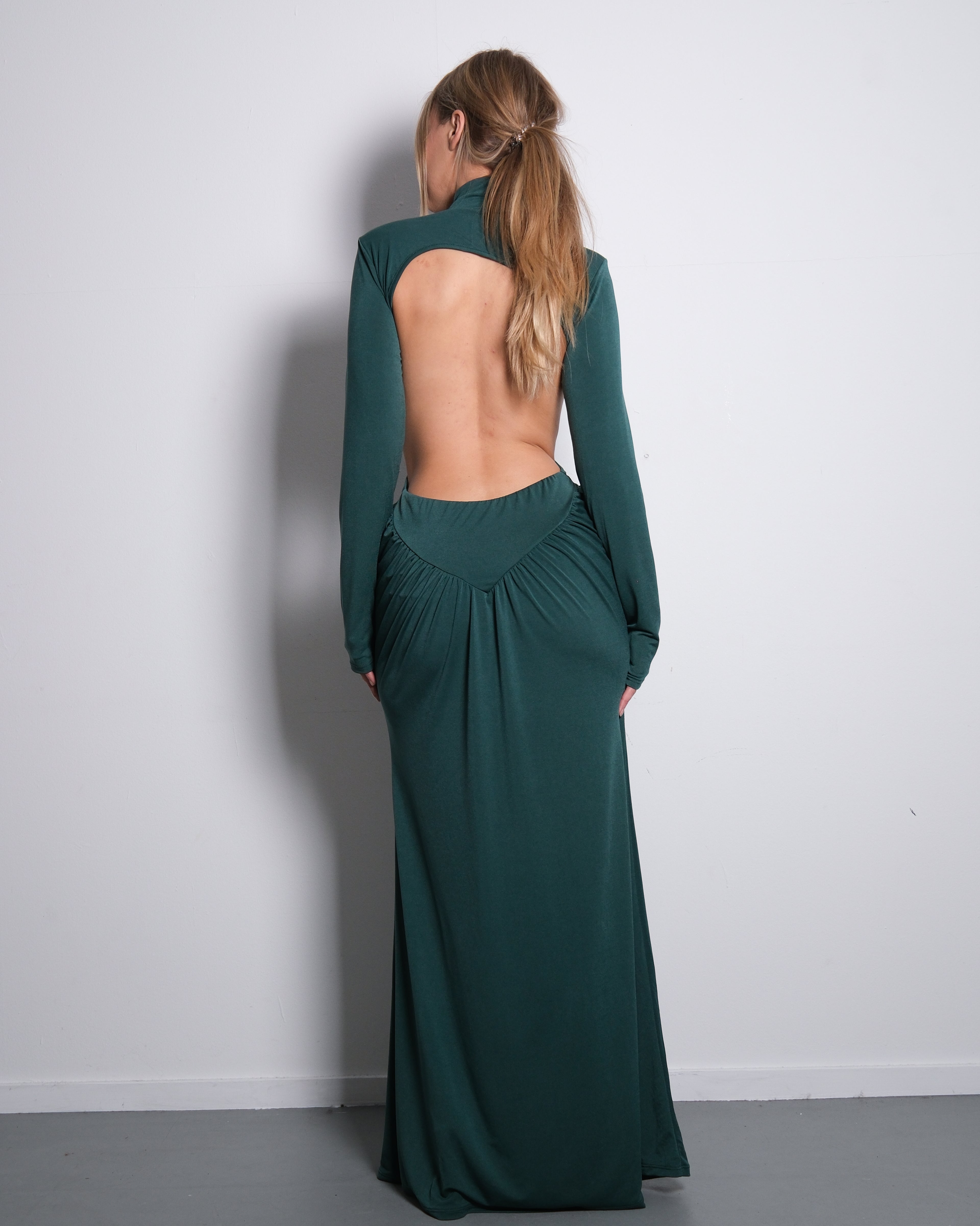 STRETCHY SIDE CUTOUT OPEN BACK DETAIL DRESS EMERALD