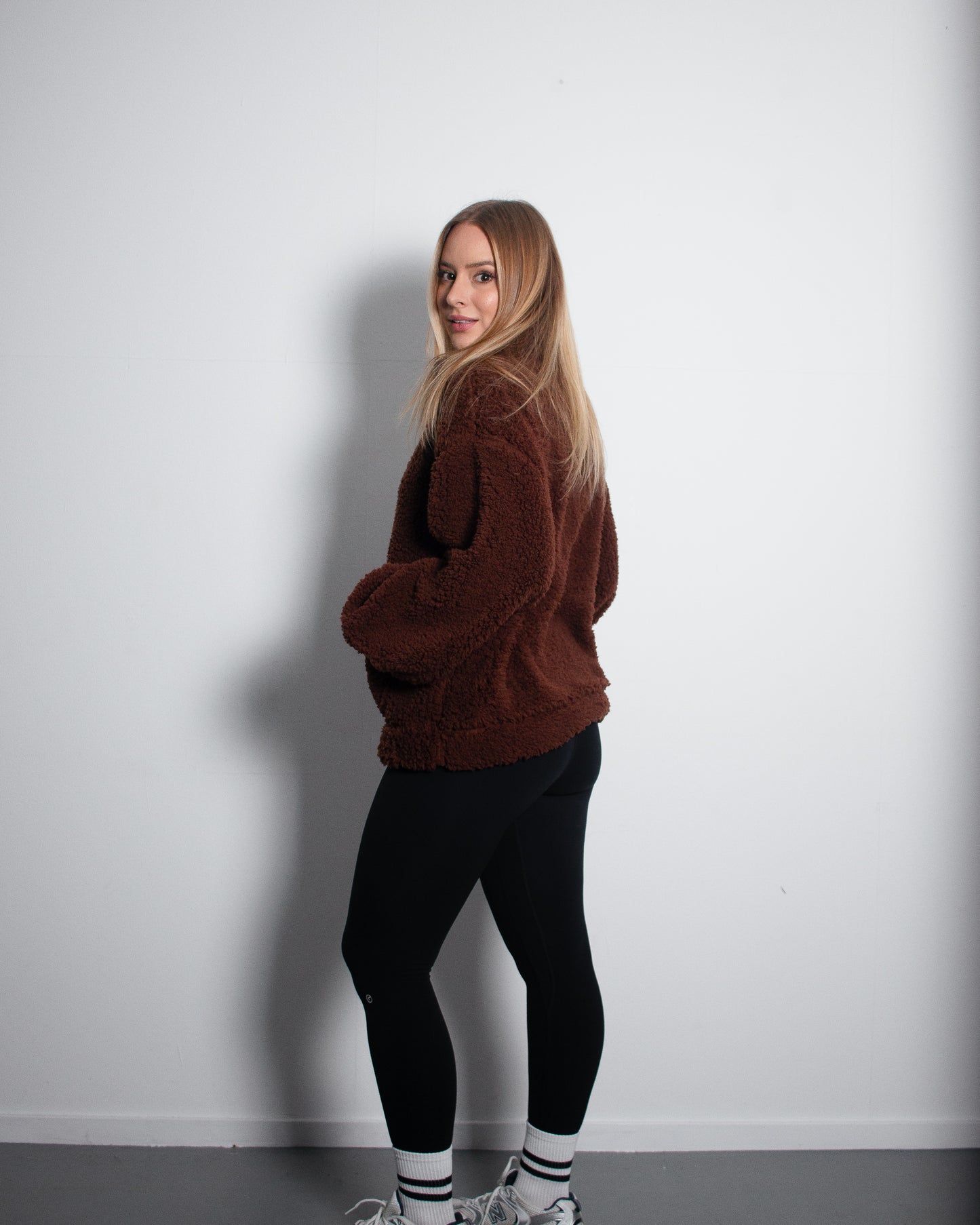 HAIA Sweater BROWN