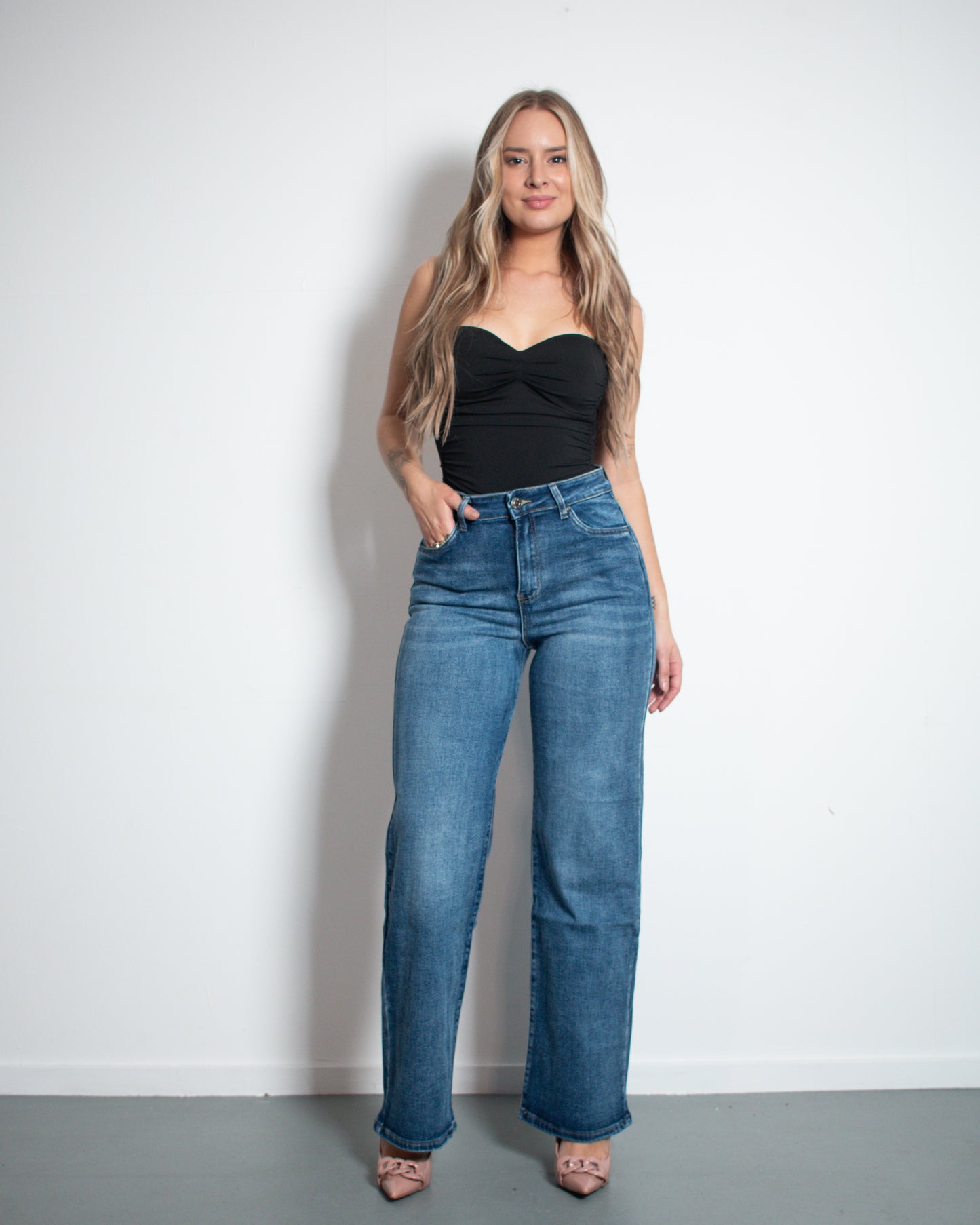 NINTAI Wide Leg Jeans