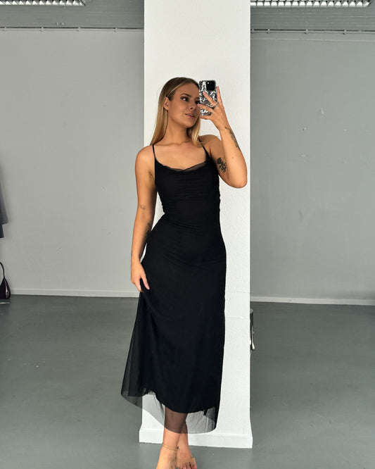 HATSU Dress BLACK (PRE-ORDER +-3 WEEKS)