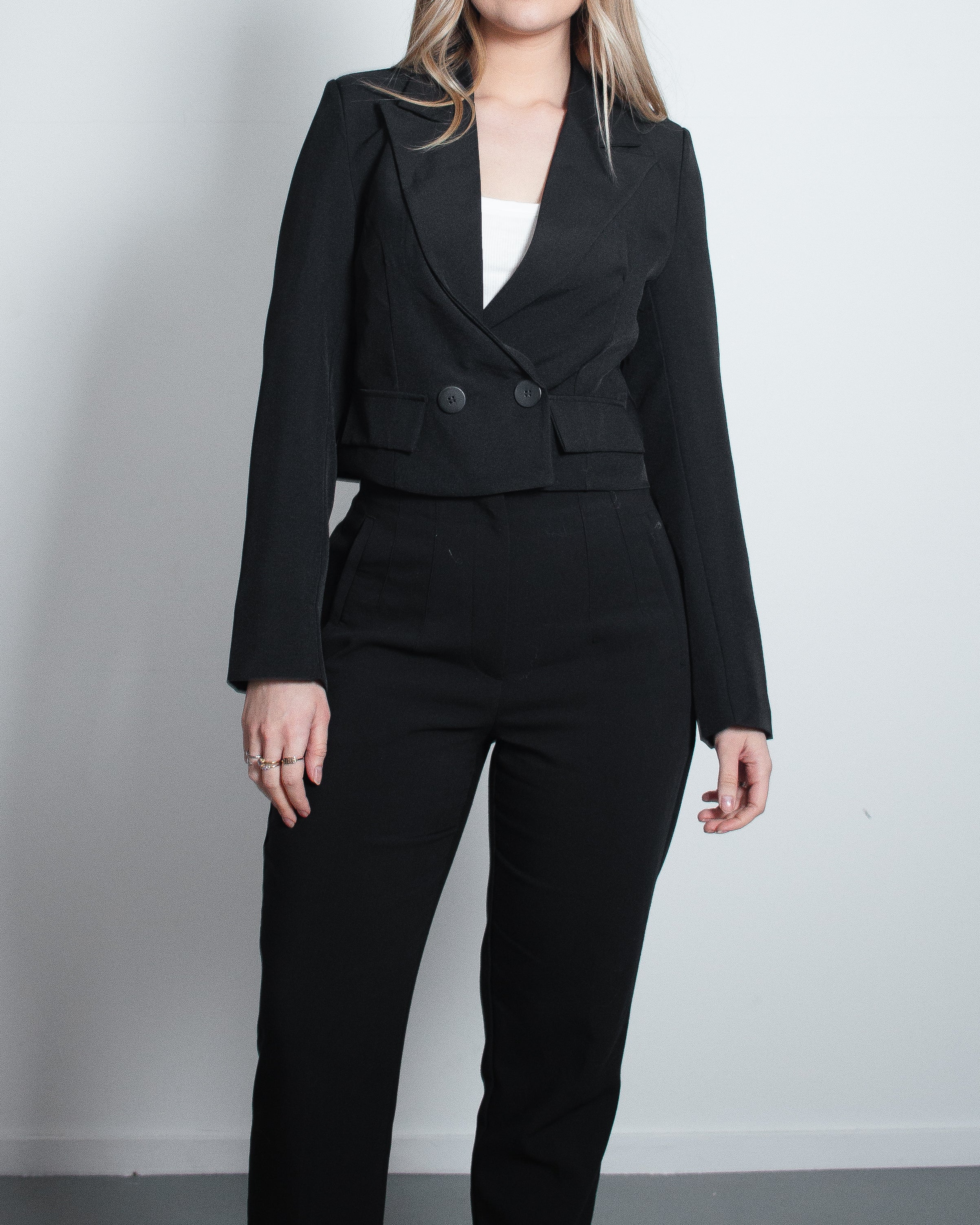 HARUKI Cropped Blazer BLACK