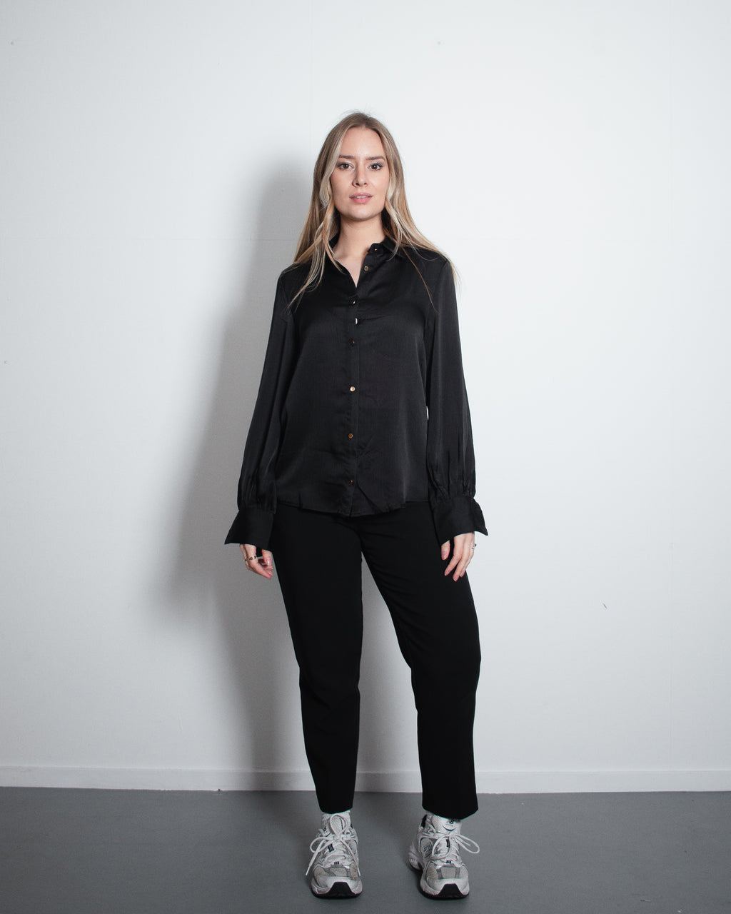KURO Blouse ZWART