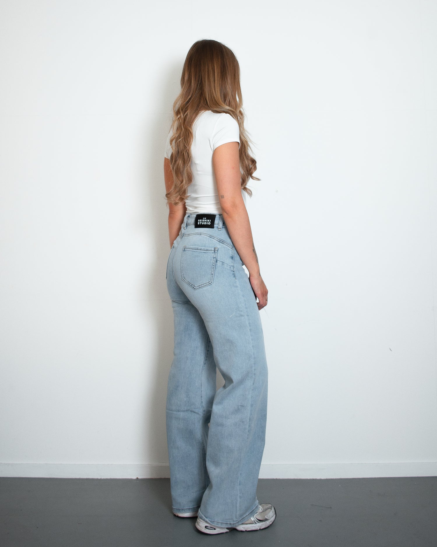 BOTTOMS