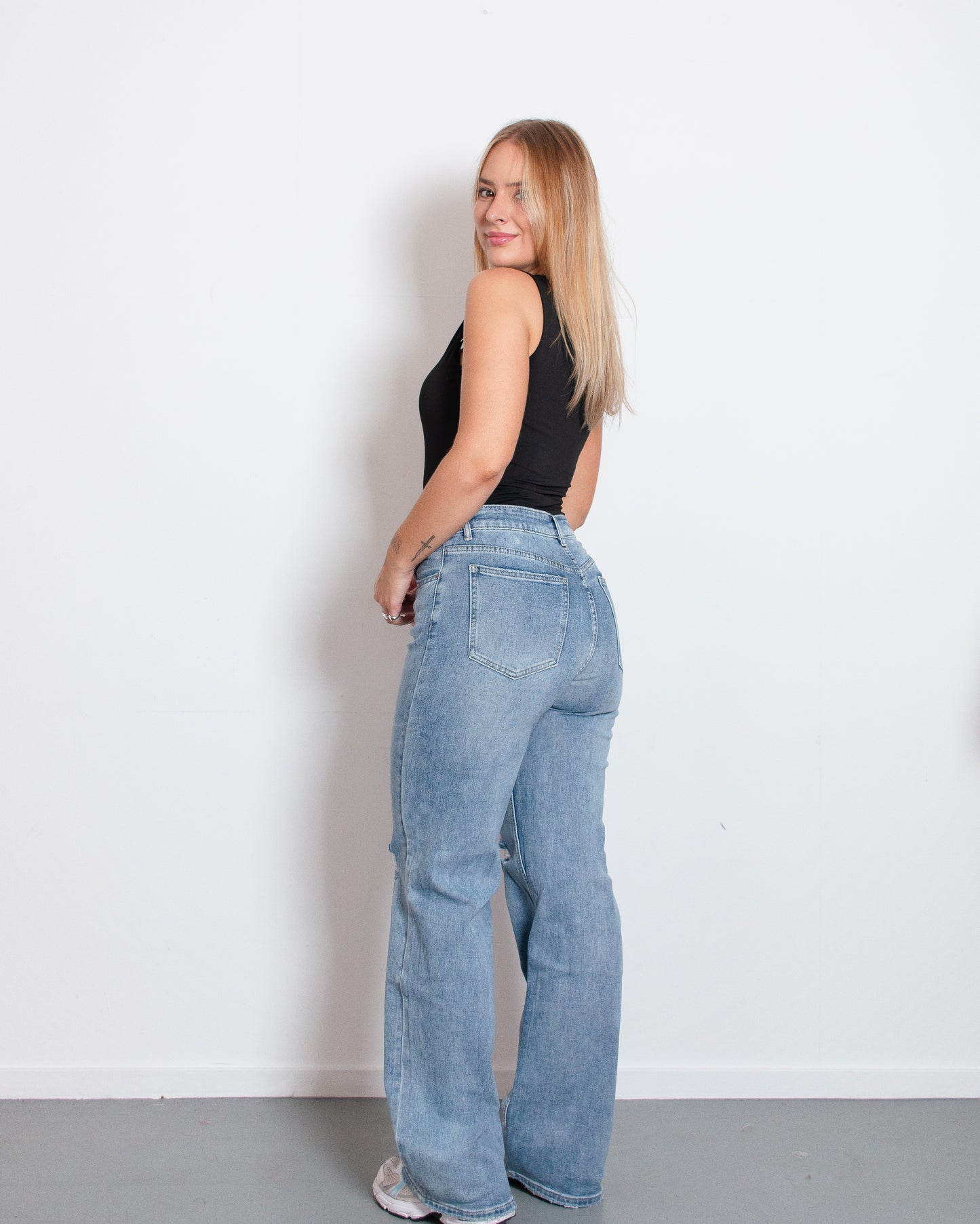 KOHEI Wide Leg Jeans