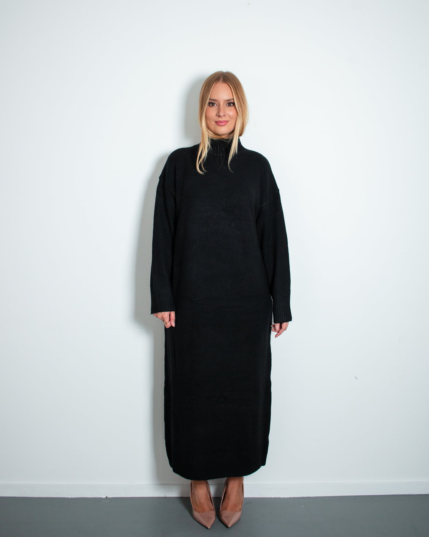 HATSU Sweaterdress BLACK