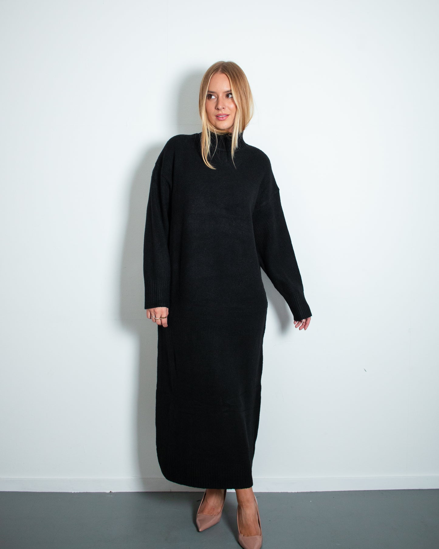 HATSU Sweaterdress BLACK