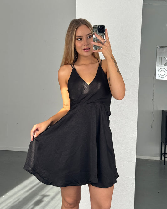 DAIYA Dress BLACK