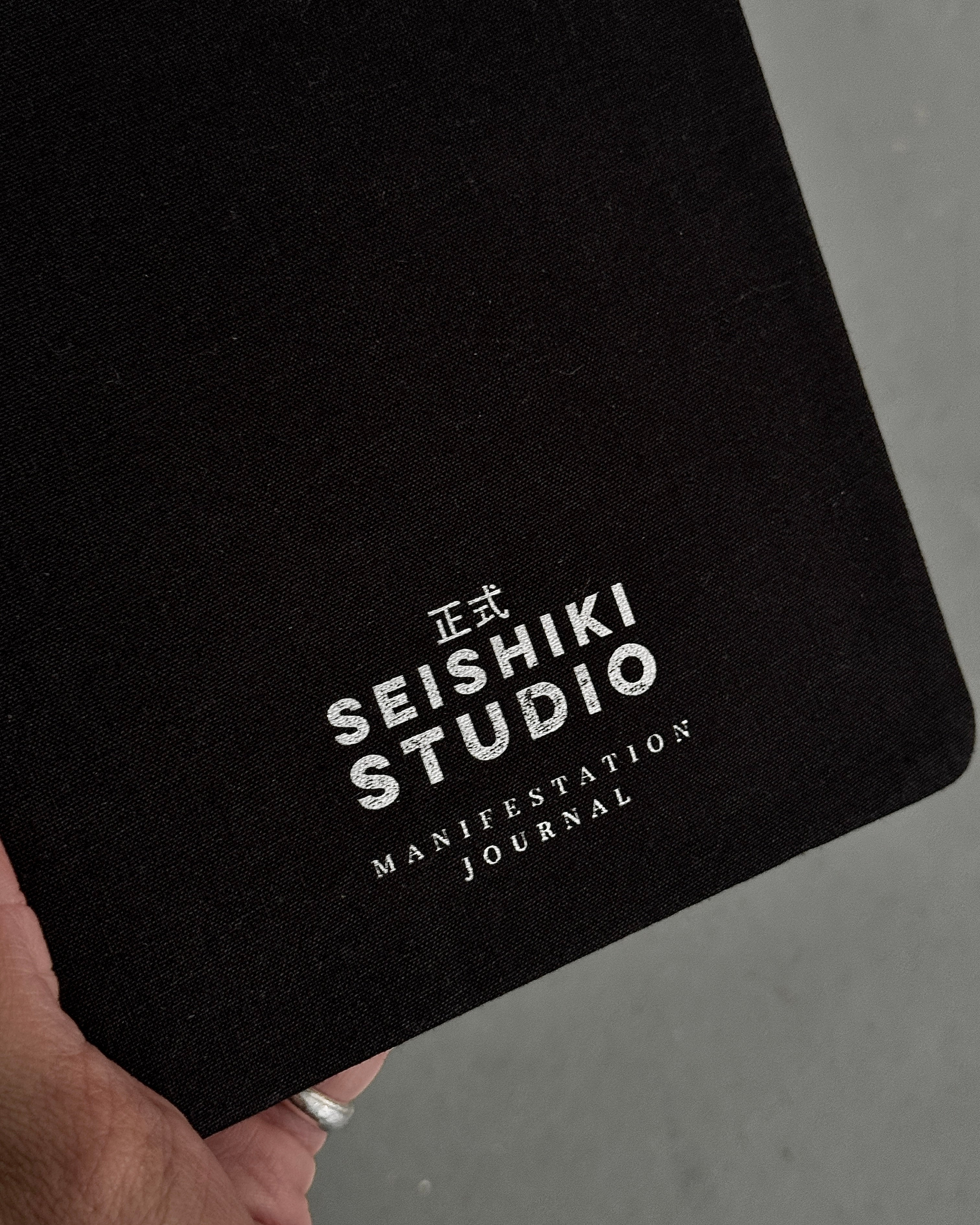 Manifestation Journal BLACK