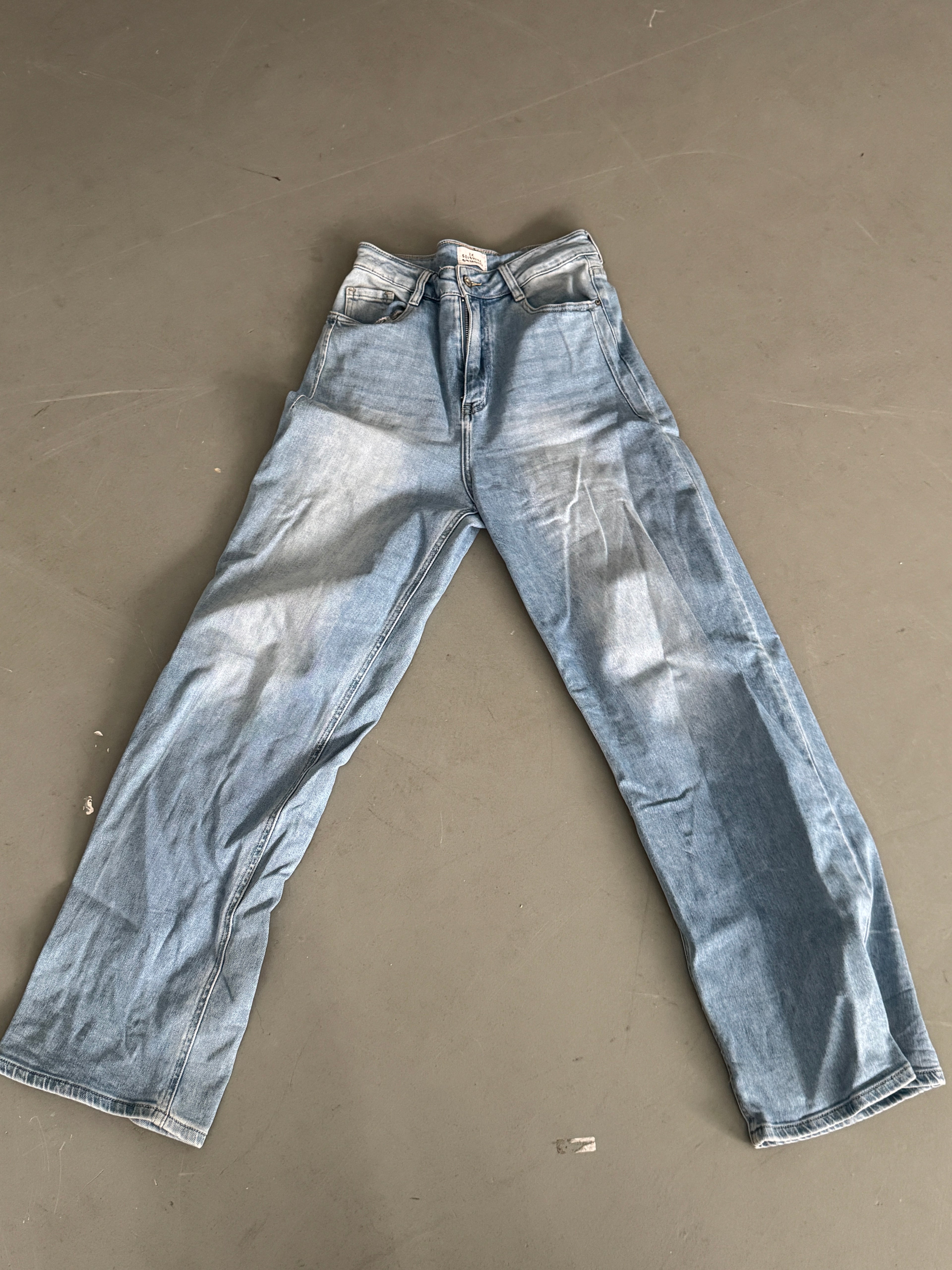 SAMPLE 044 - SIZE 40