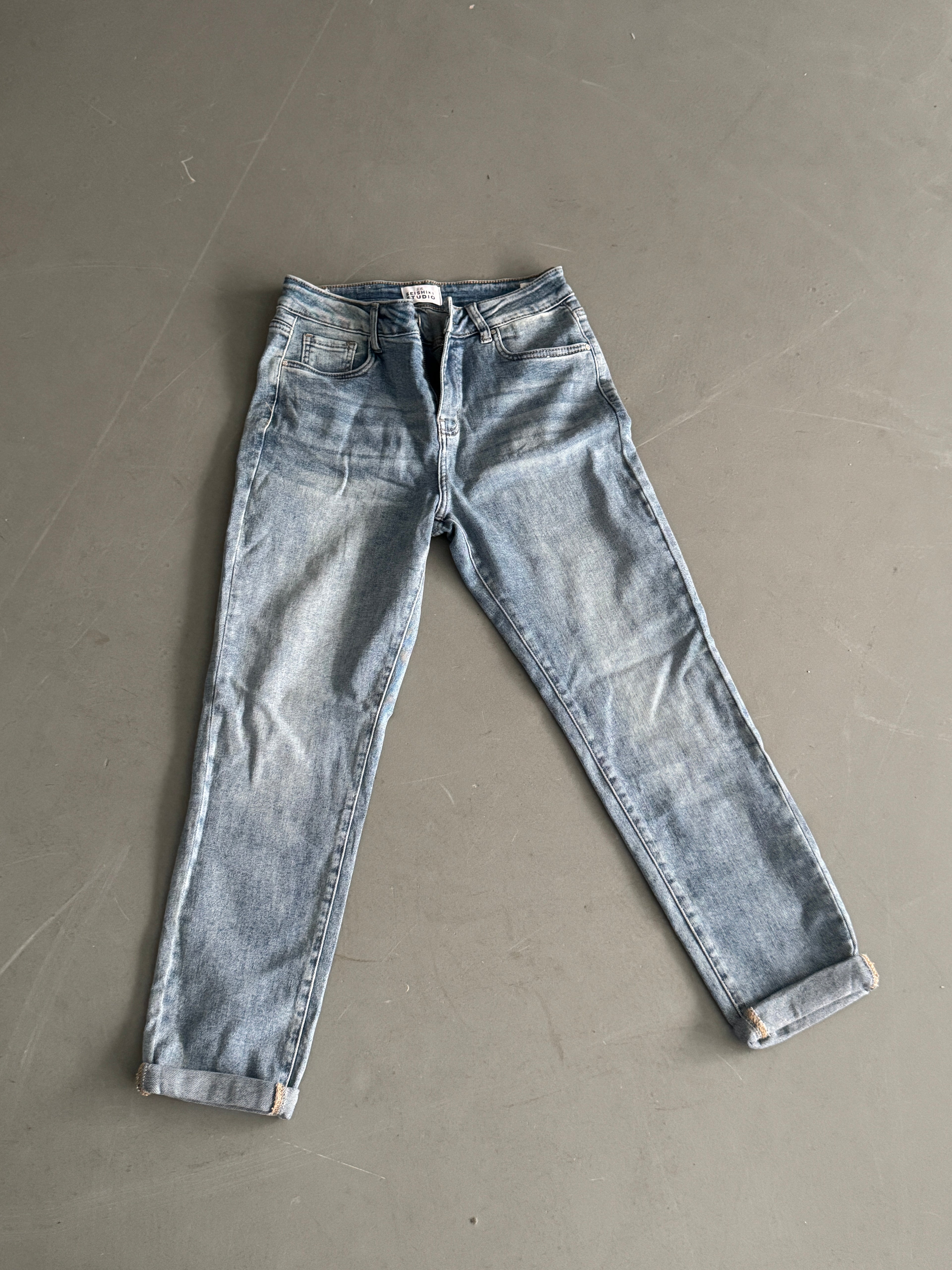 SAMPLE 046 - SIZE 40