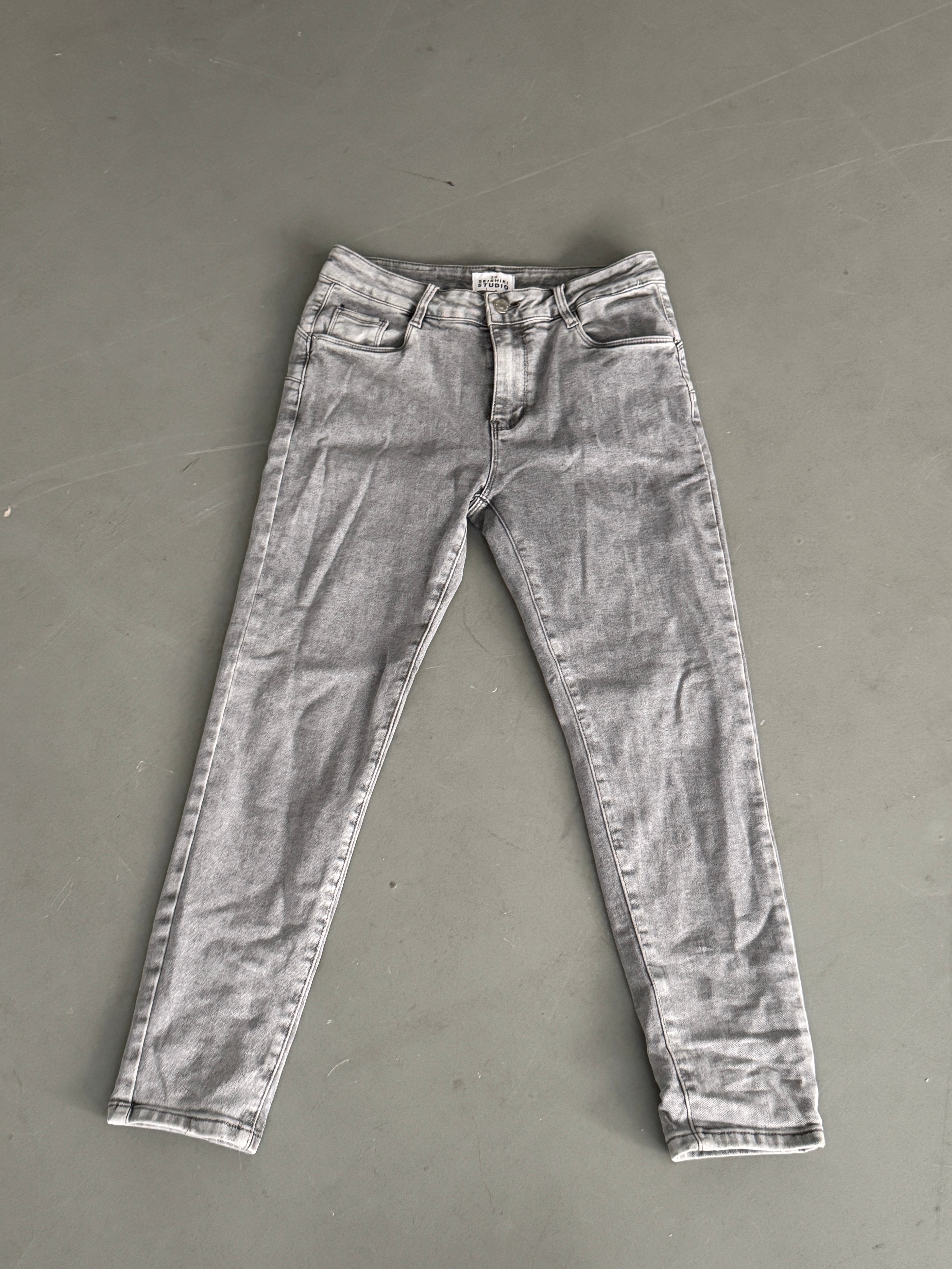 SAMPLE 047 - SIZE 40