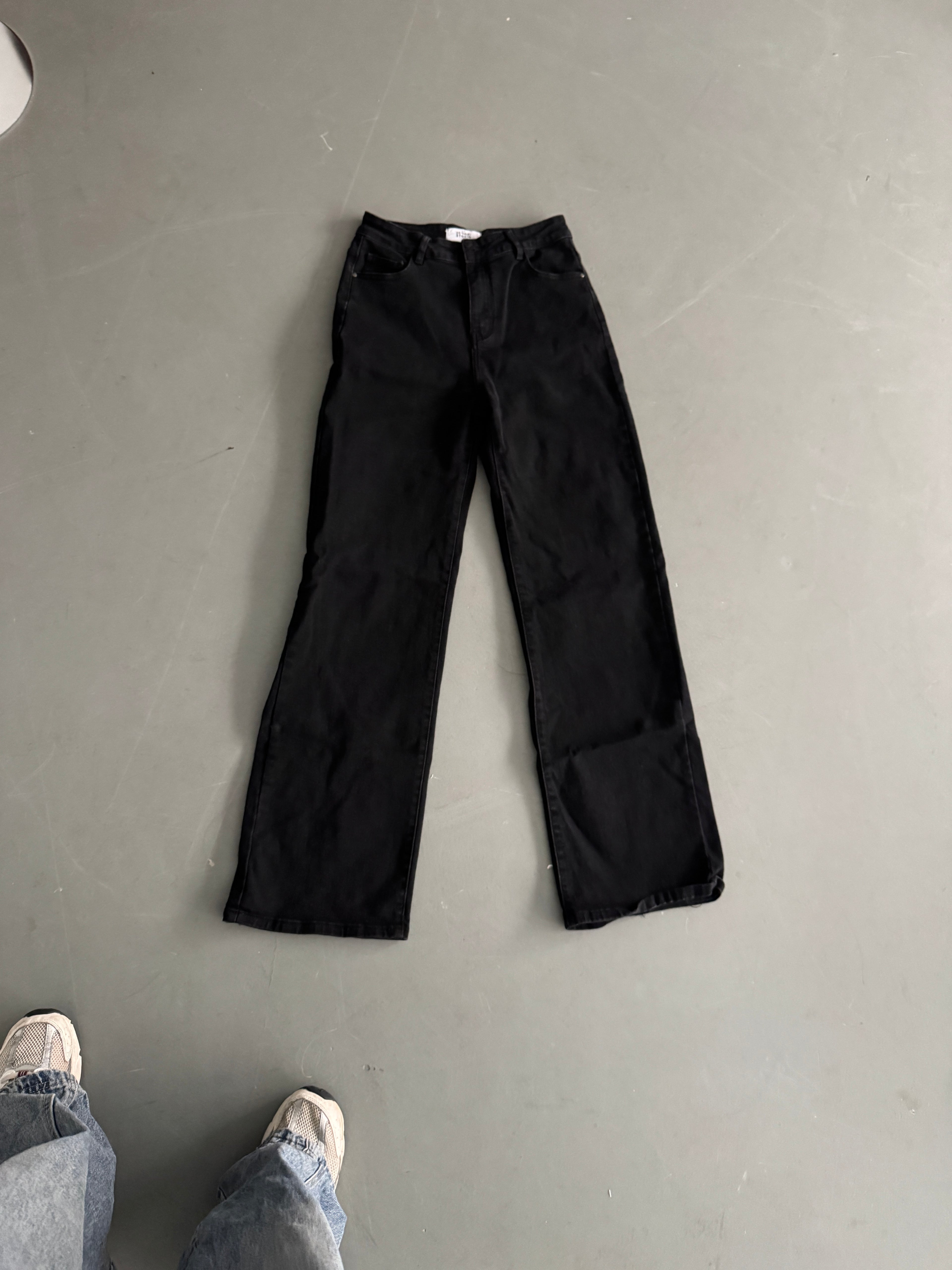 SAMPLE 055 - SIZE 40 TALL