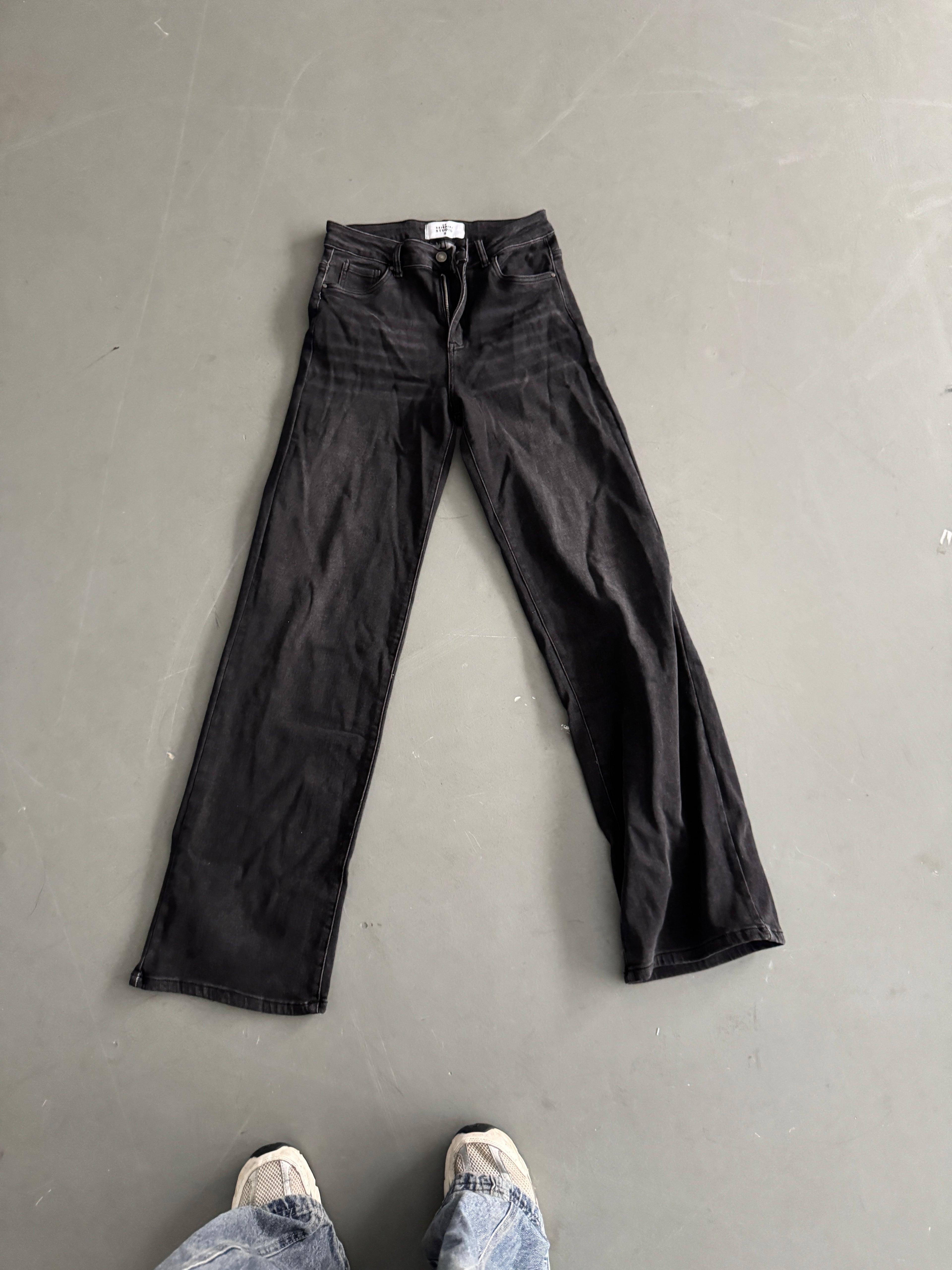 SAMPLE 057 - SIZE 38 TALL