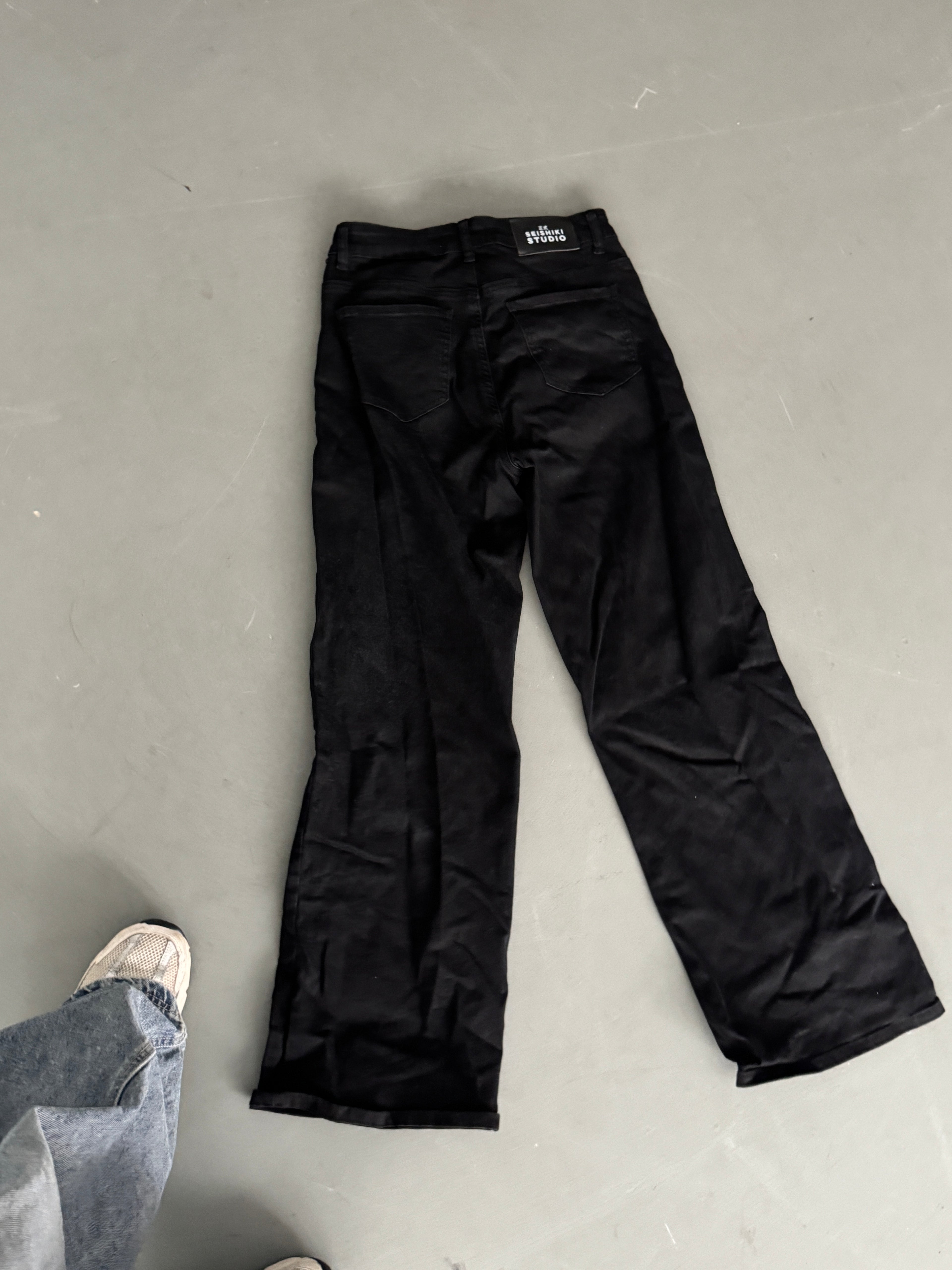 SAMPLE 058 - SIZE 40