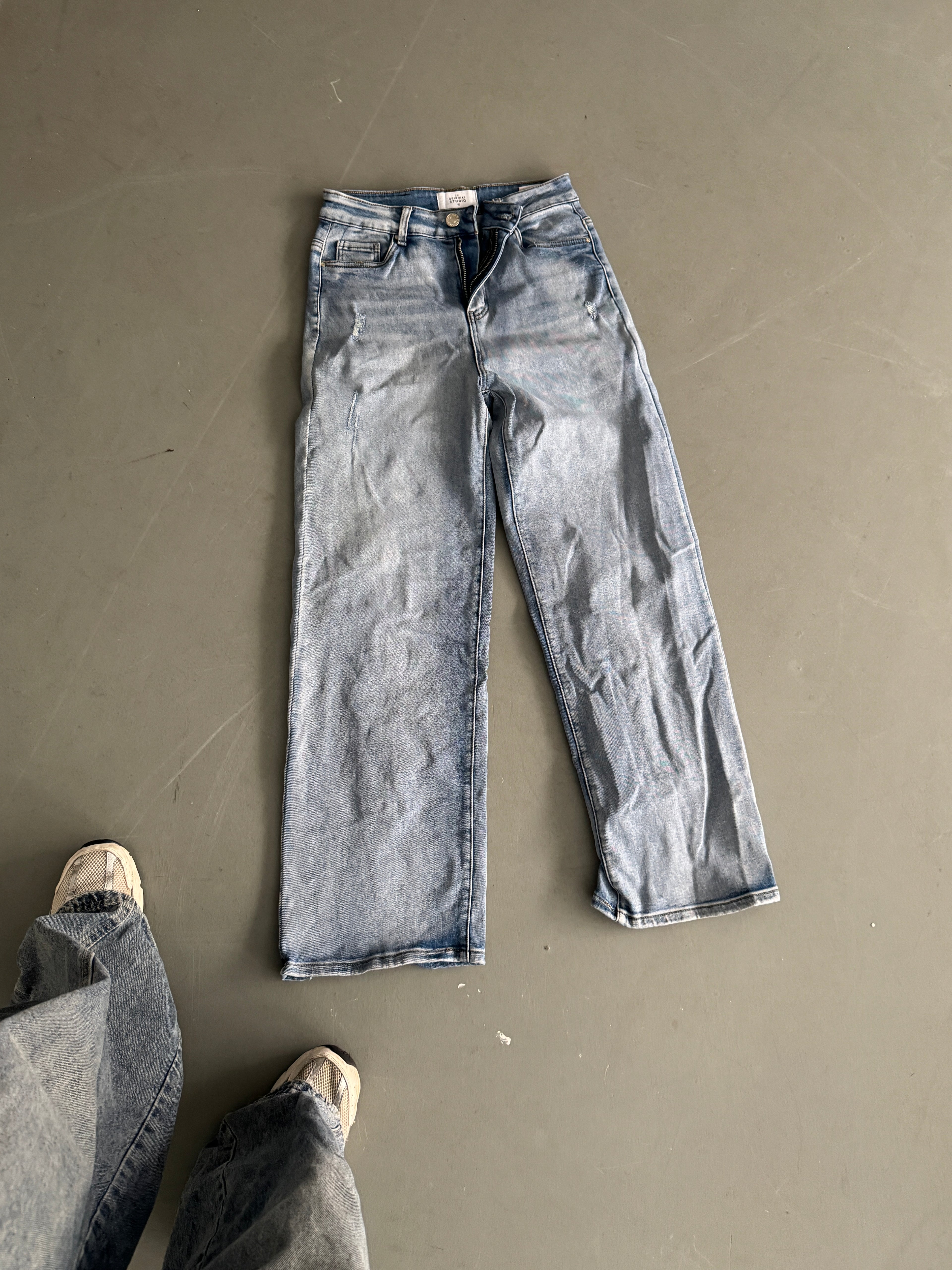 SAMPLE 069 - SIZE 40