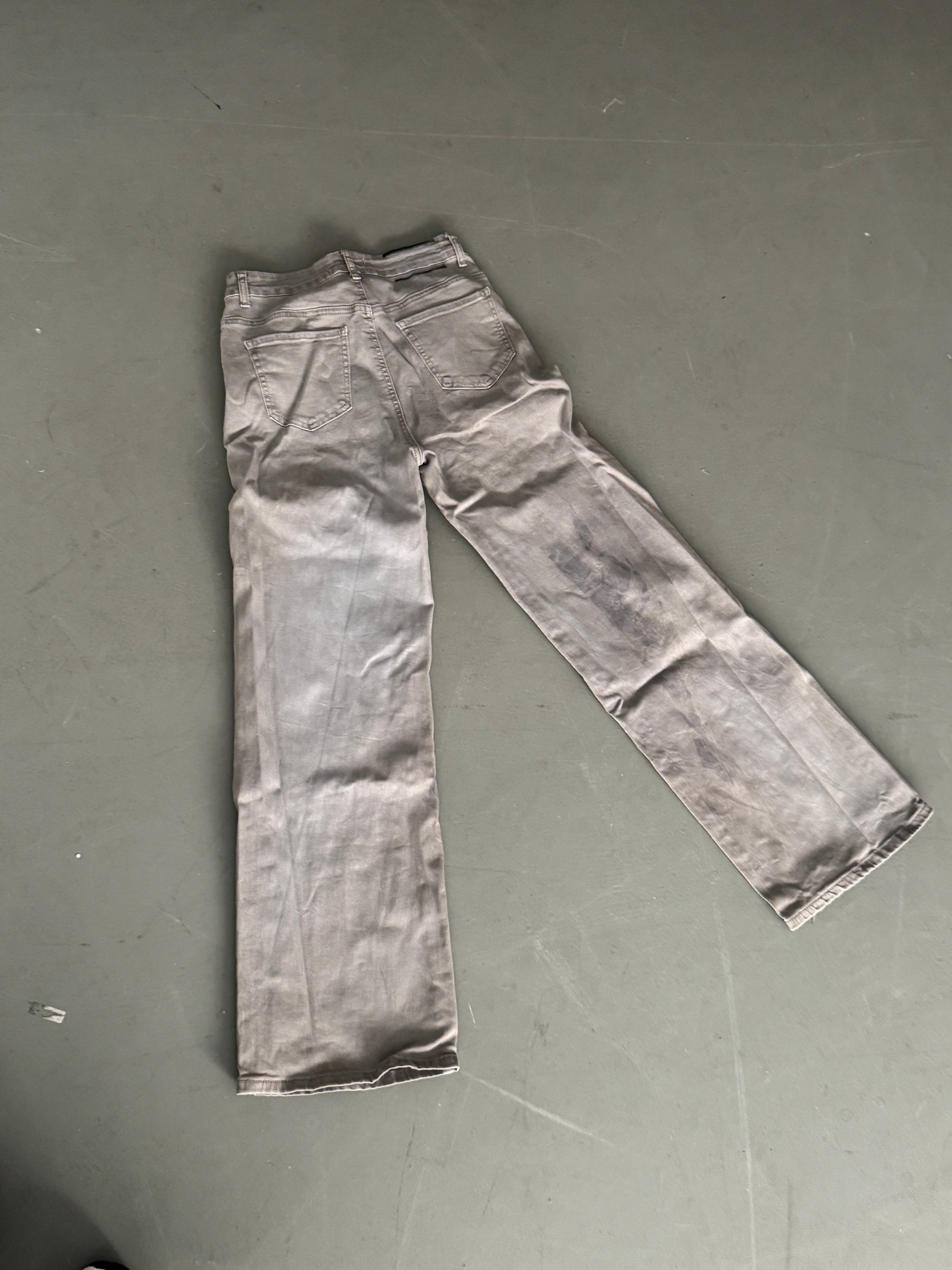 SAMPLE 071 - SIZE 40