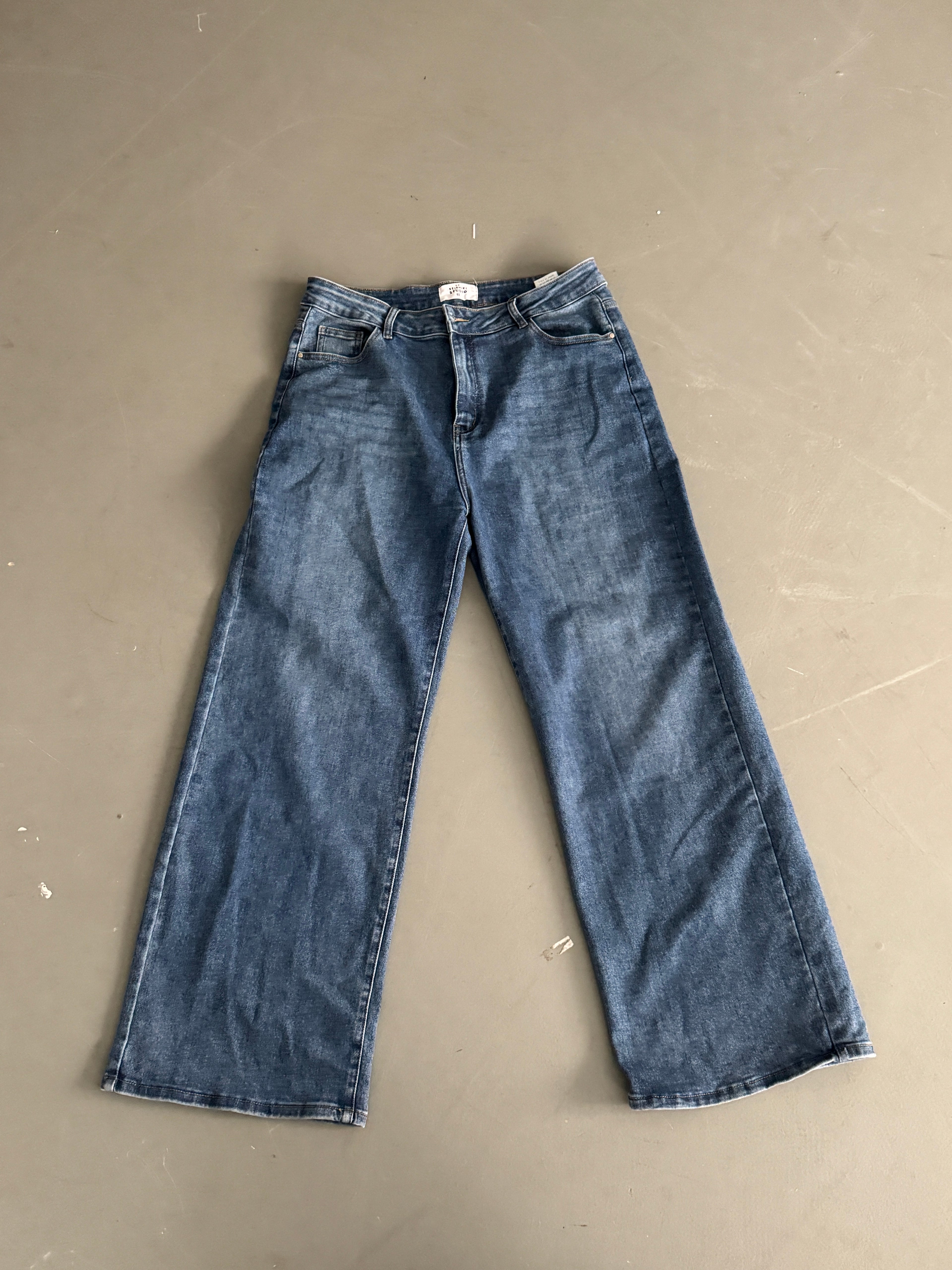 SAMPLE 078 - SIZE 48