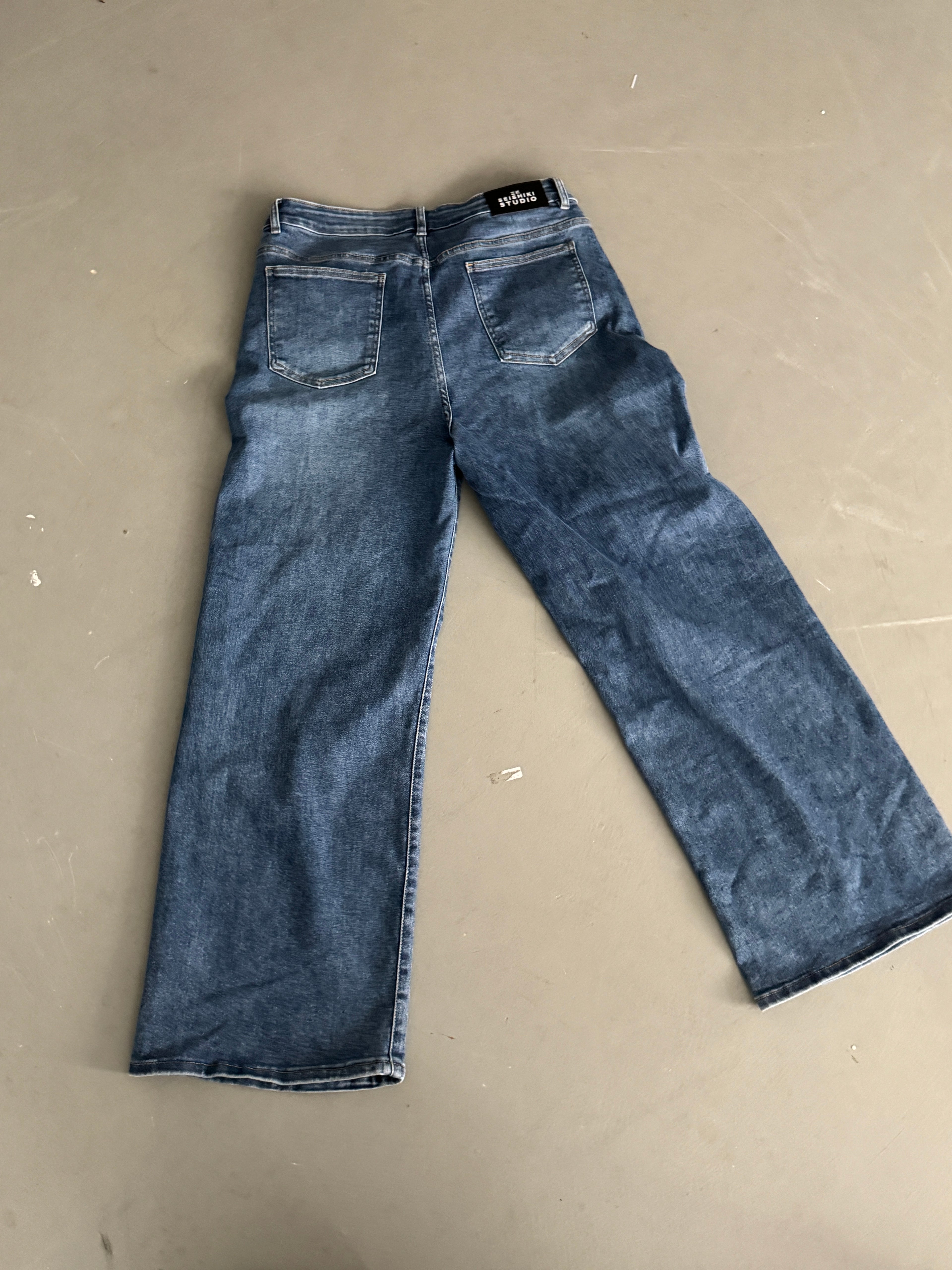 SAMPLE 078 - SIZE 48