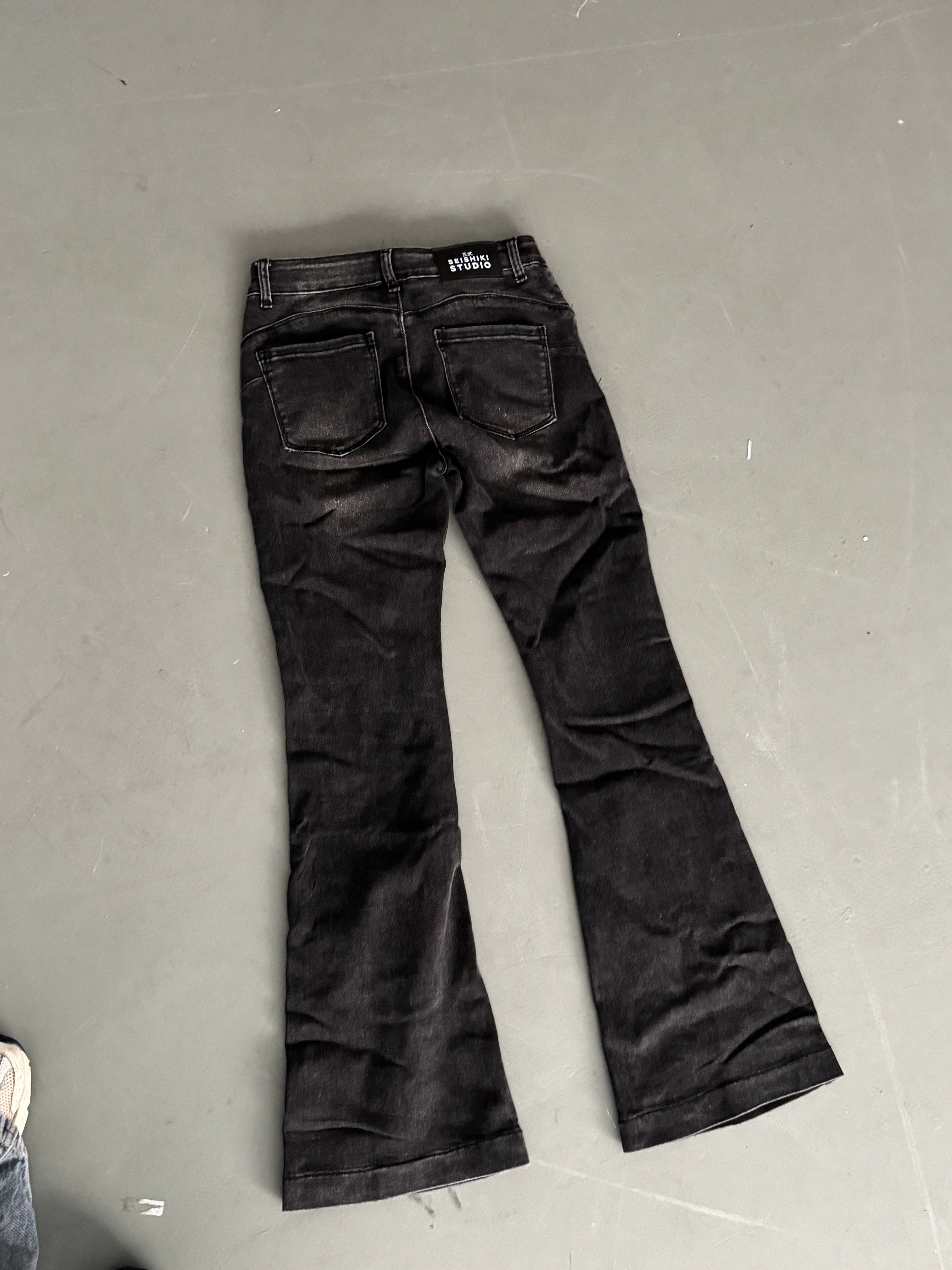 SAMPLE 087 - SIZE 38