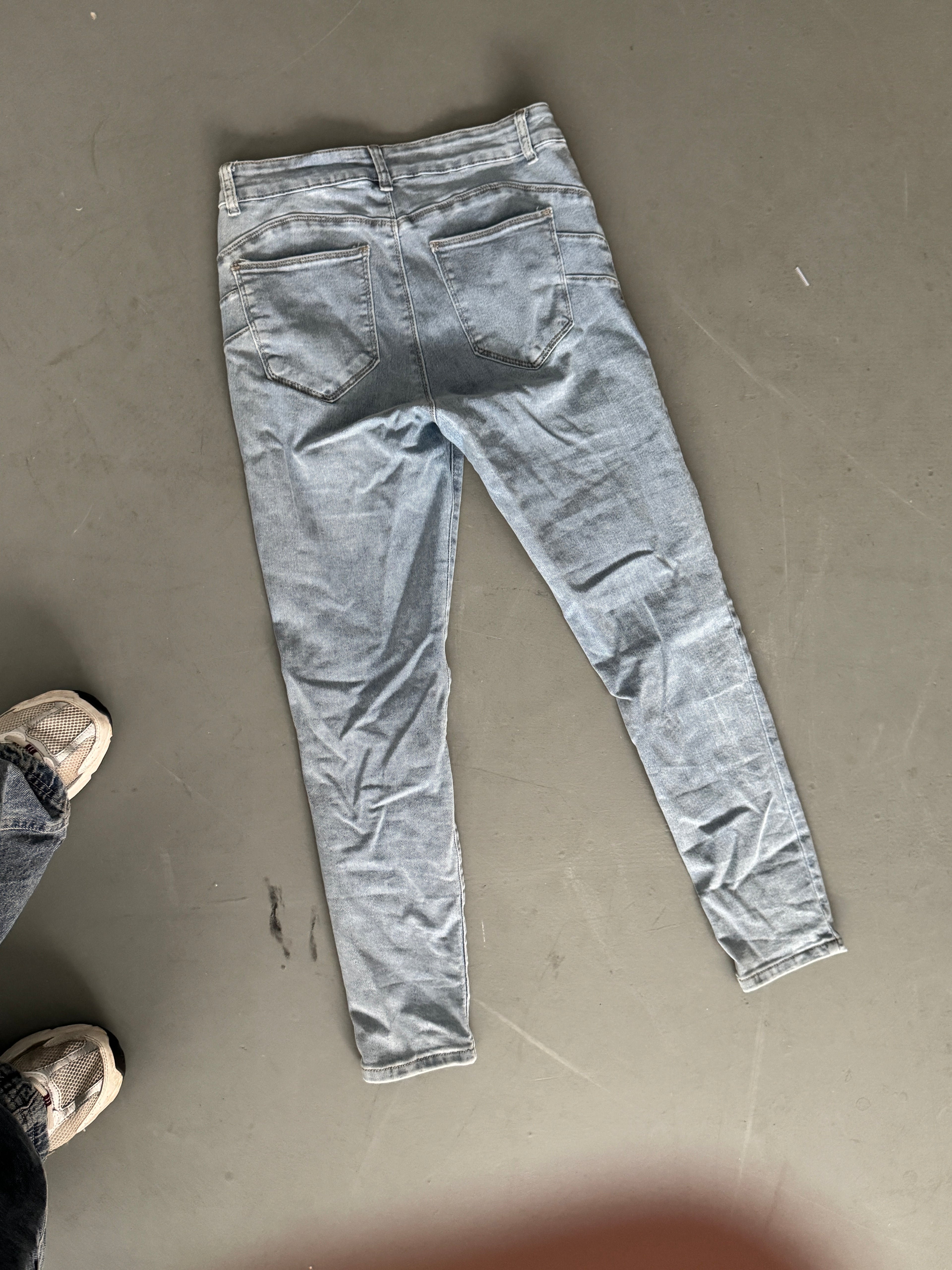 SAMPLE 090 - SIZE 40