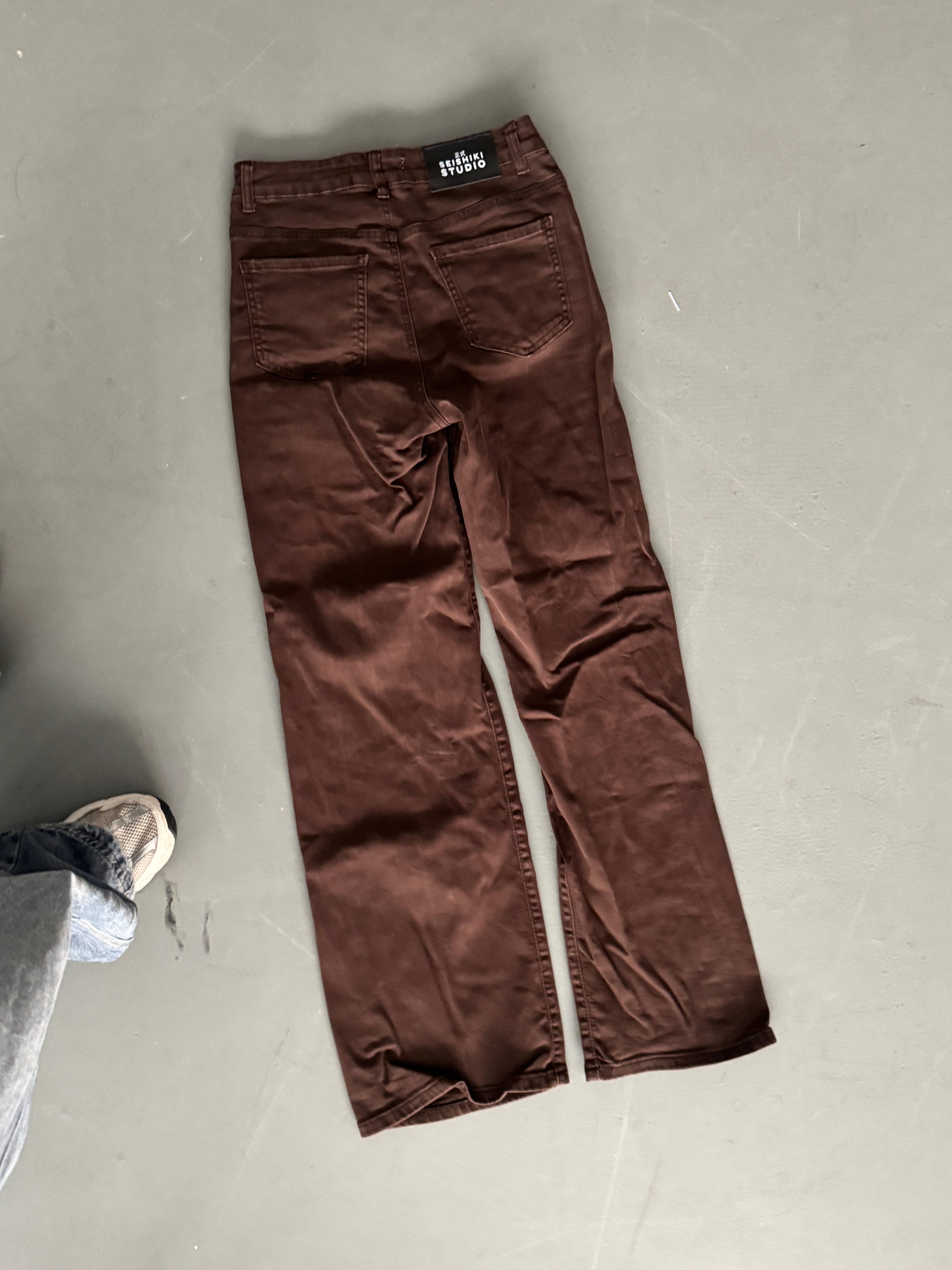 SAMPLE 093 - SIZE 38