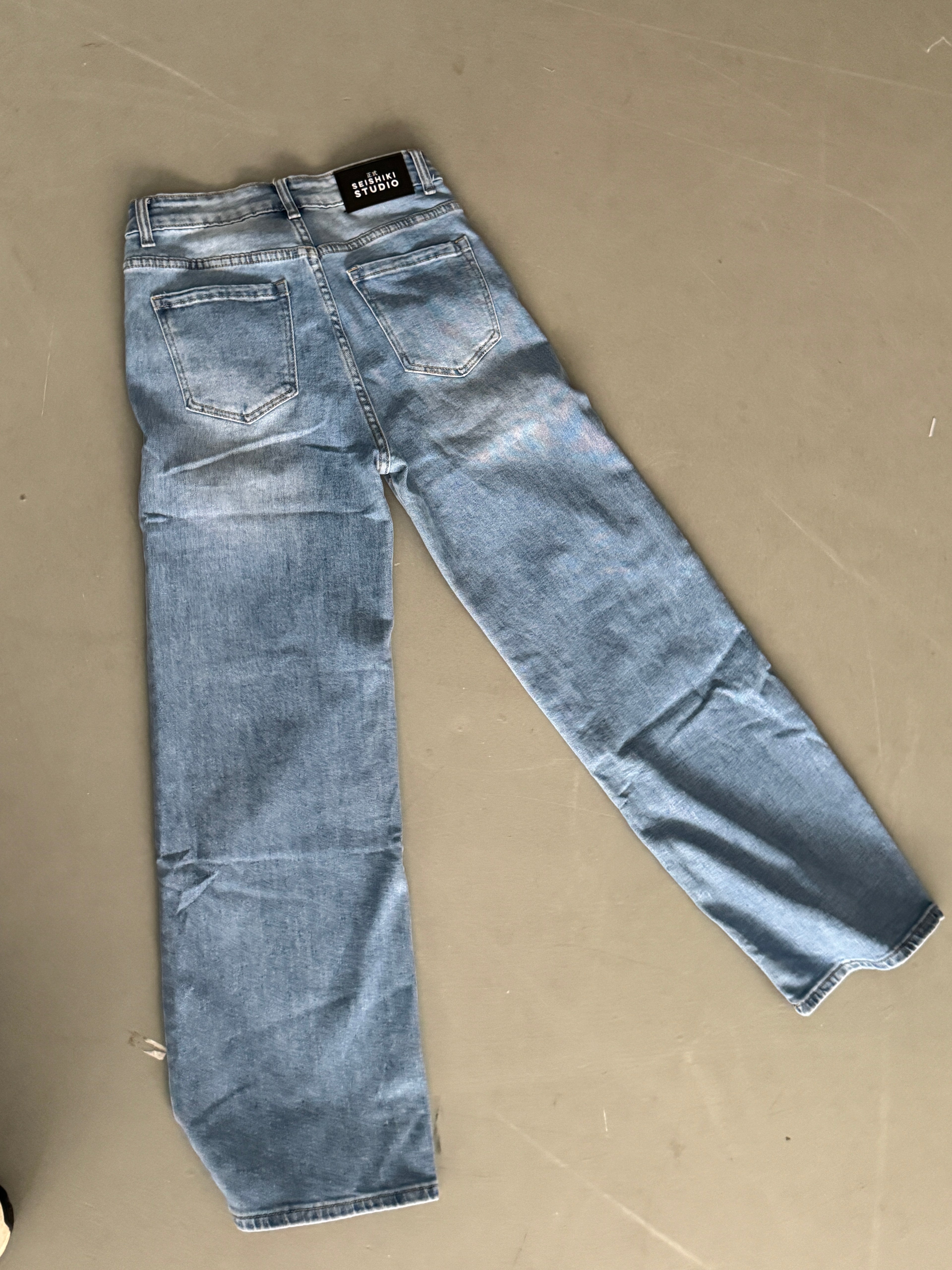 SAMPLE 095 - SIZE 38