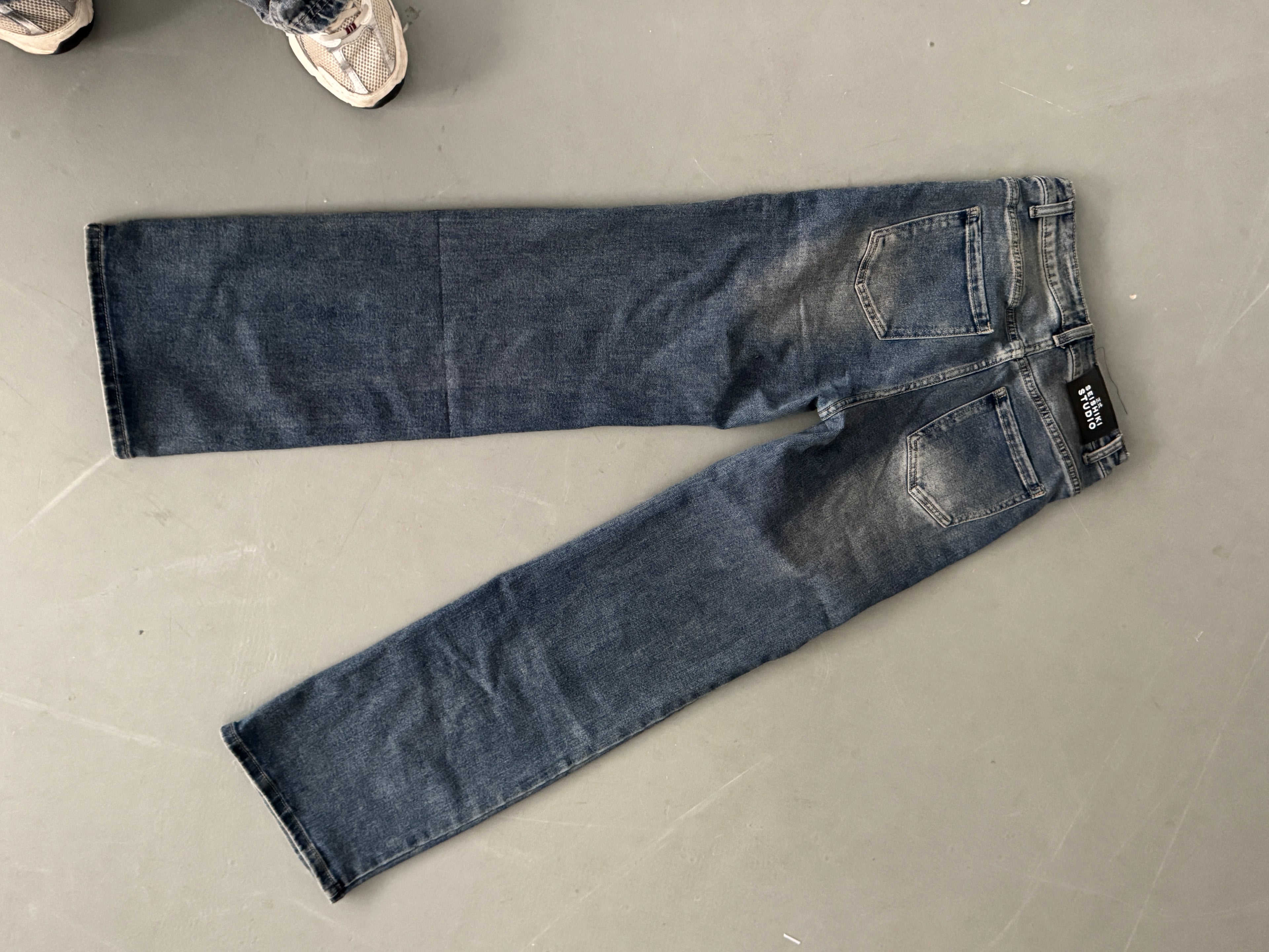 SAMPLE 096 - SIZE 38