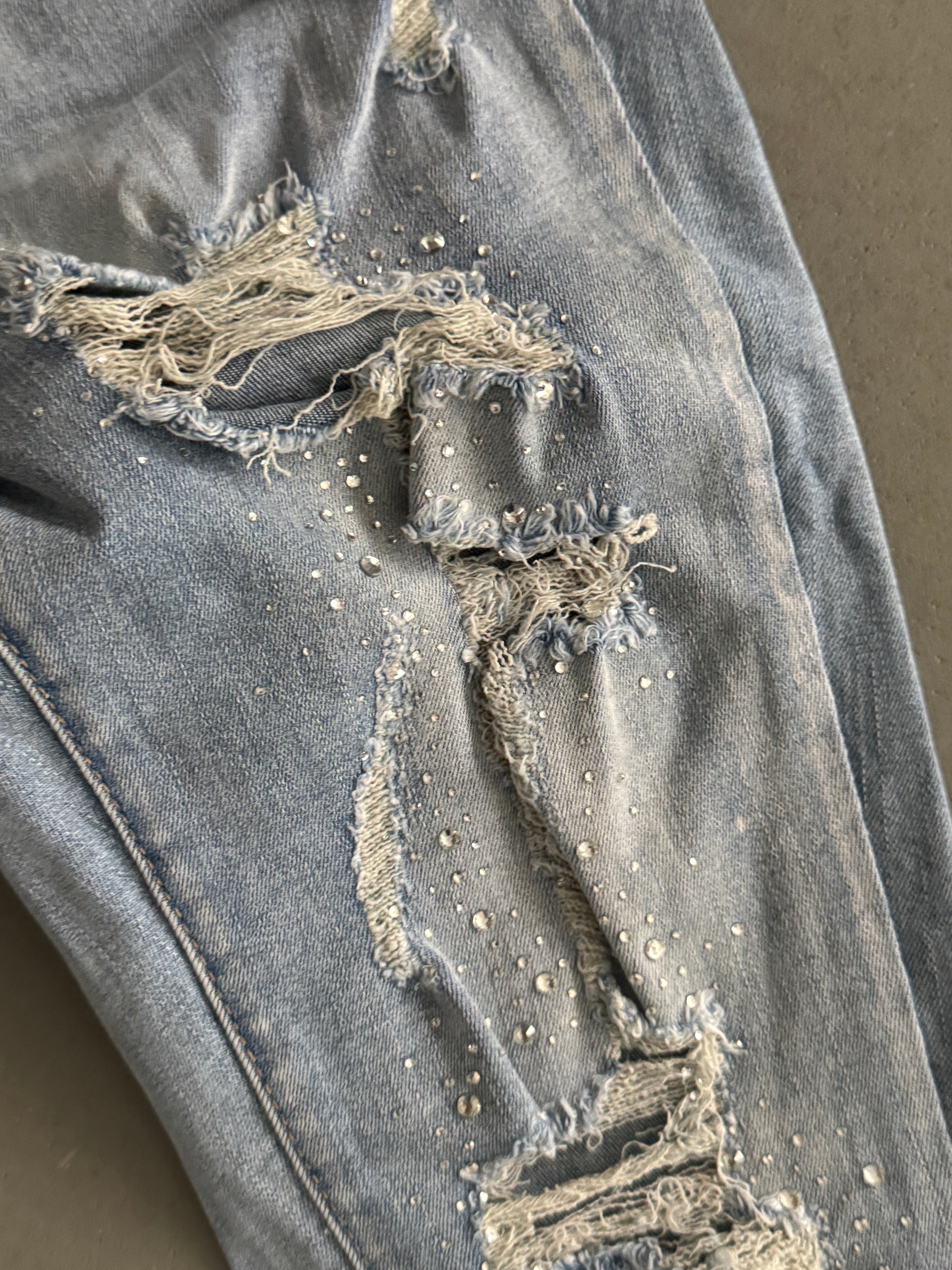 SAMPLE 099 - SIZE 40