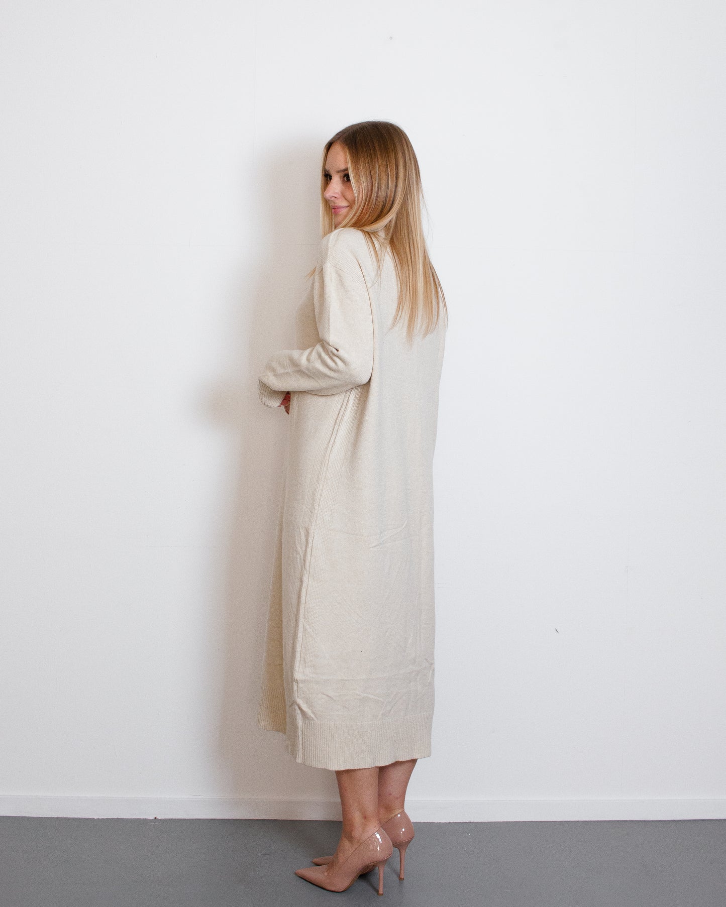 ARISU Sweaterdress BEIGE