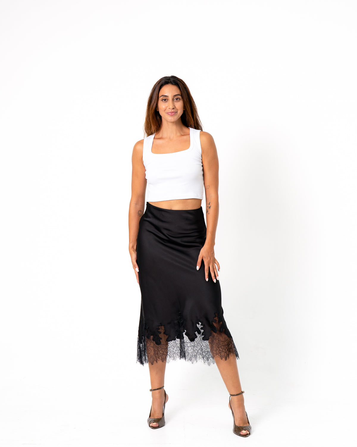 SATIN LACE TRIM SKIRT BLACK | SEISHIKI STUDIO