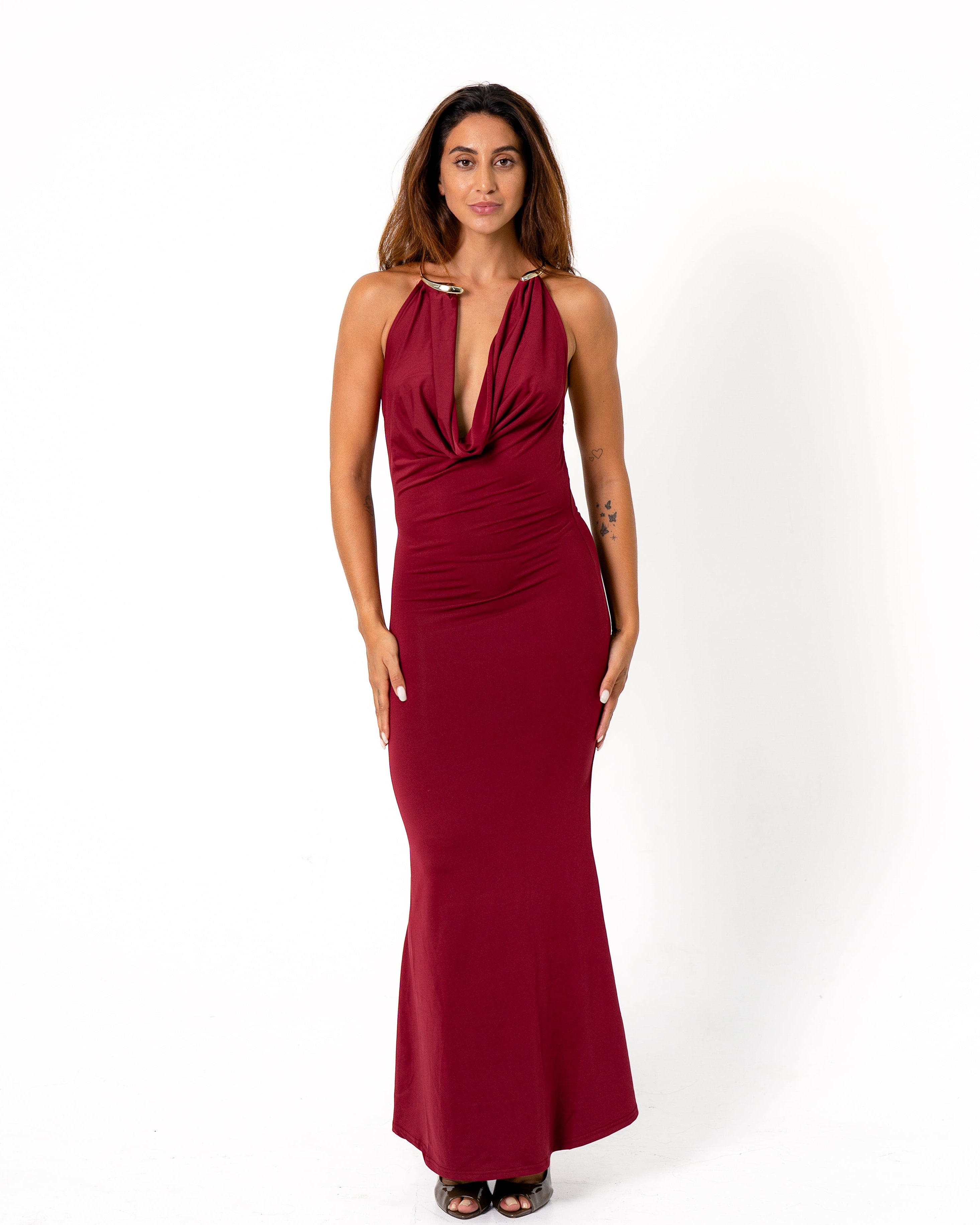 GOLD NECK DETAIL LONG DRESS BURGUNDY