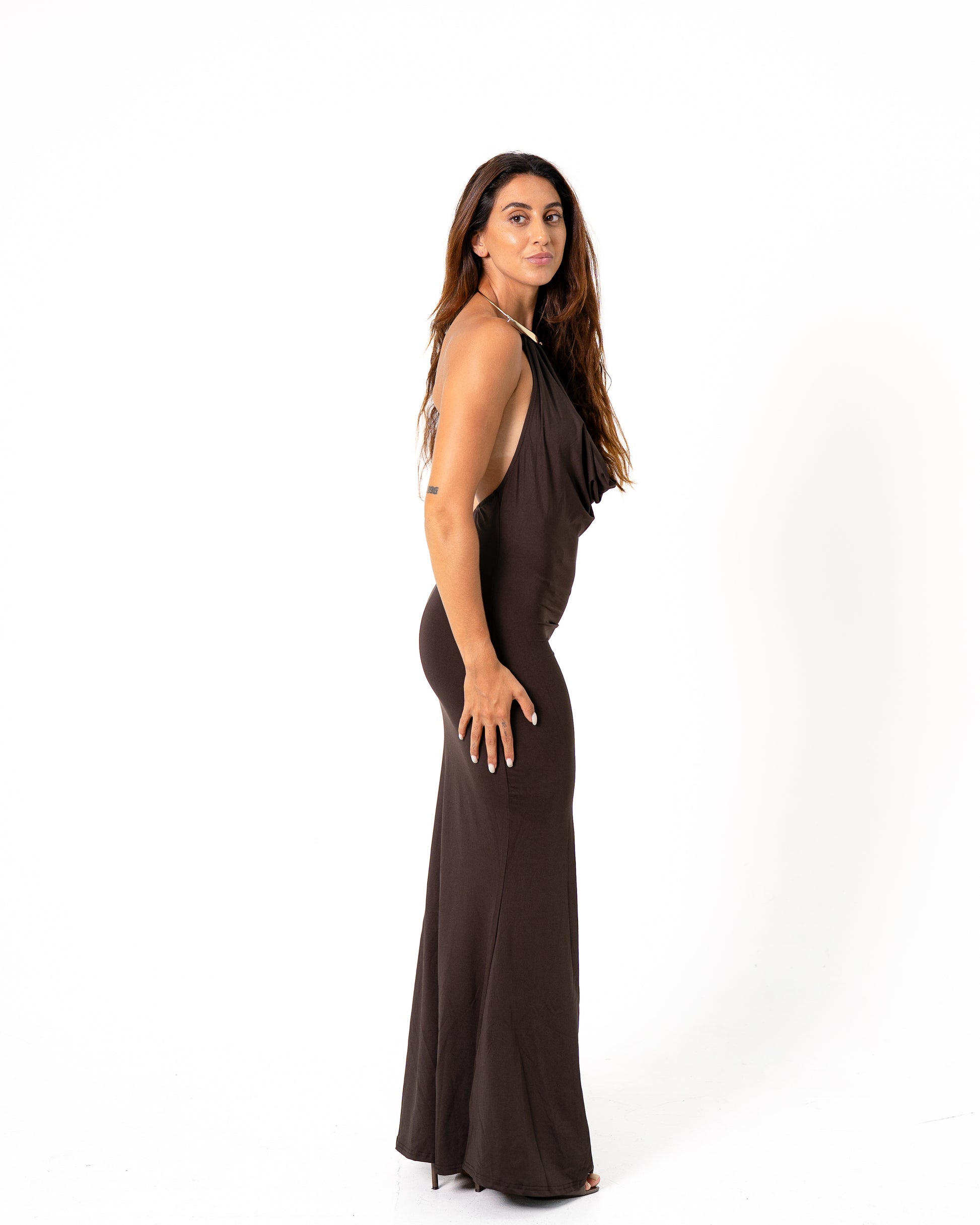 GOLD NECK DETAIL LONG DRESS BROWN