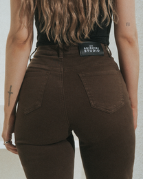 002 - THE BAGGY STRAIGHT LEG STRETCHY Jeans DARK BROWN - INSEAM 78 CM | SEISHIKI STUDIO